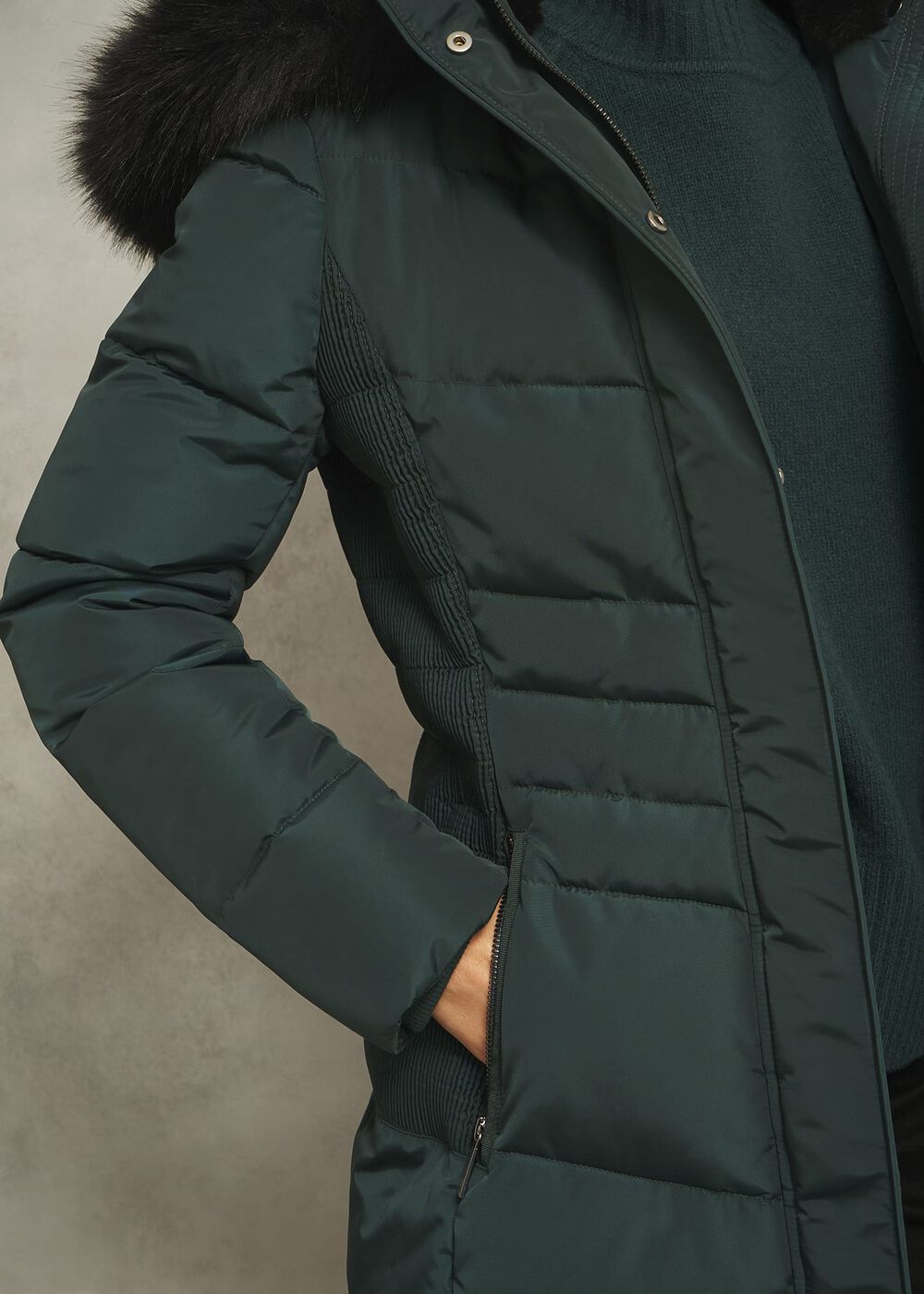 Jaymie Puffer, Ponderosa Green, hi-res