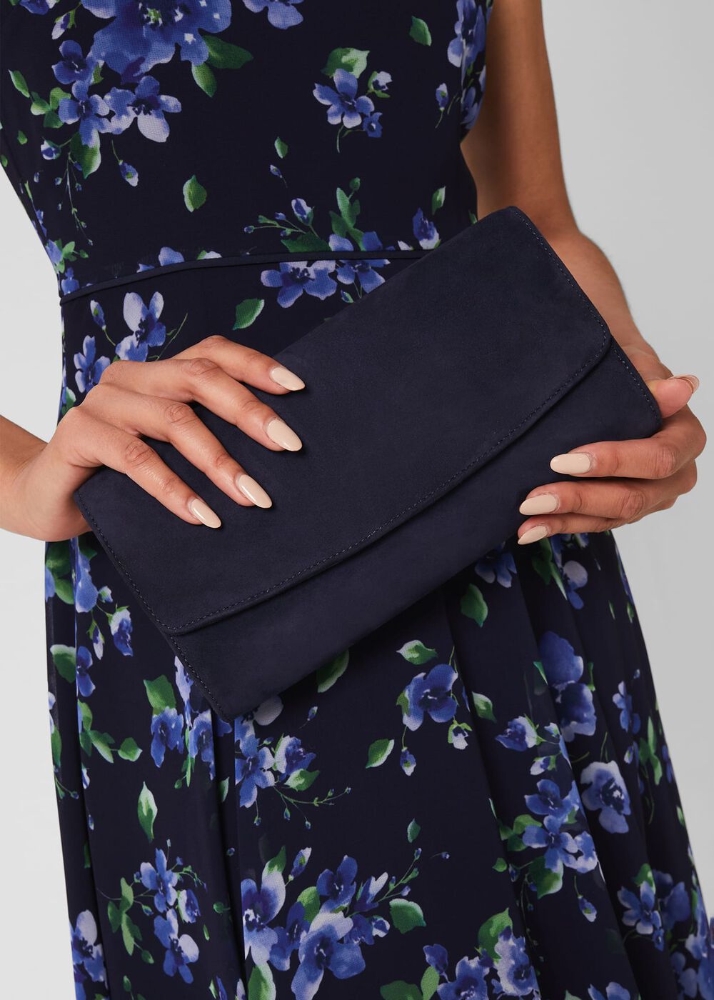Sarah Clutch, Midnight, hi-res