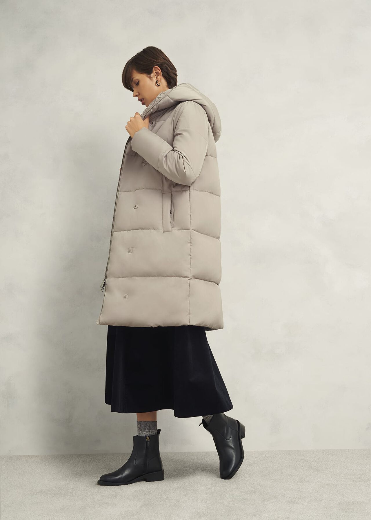 Darla Puffer, Buff Grey, hi-res