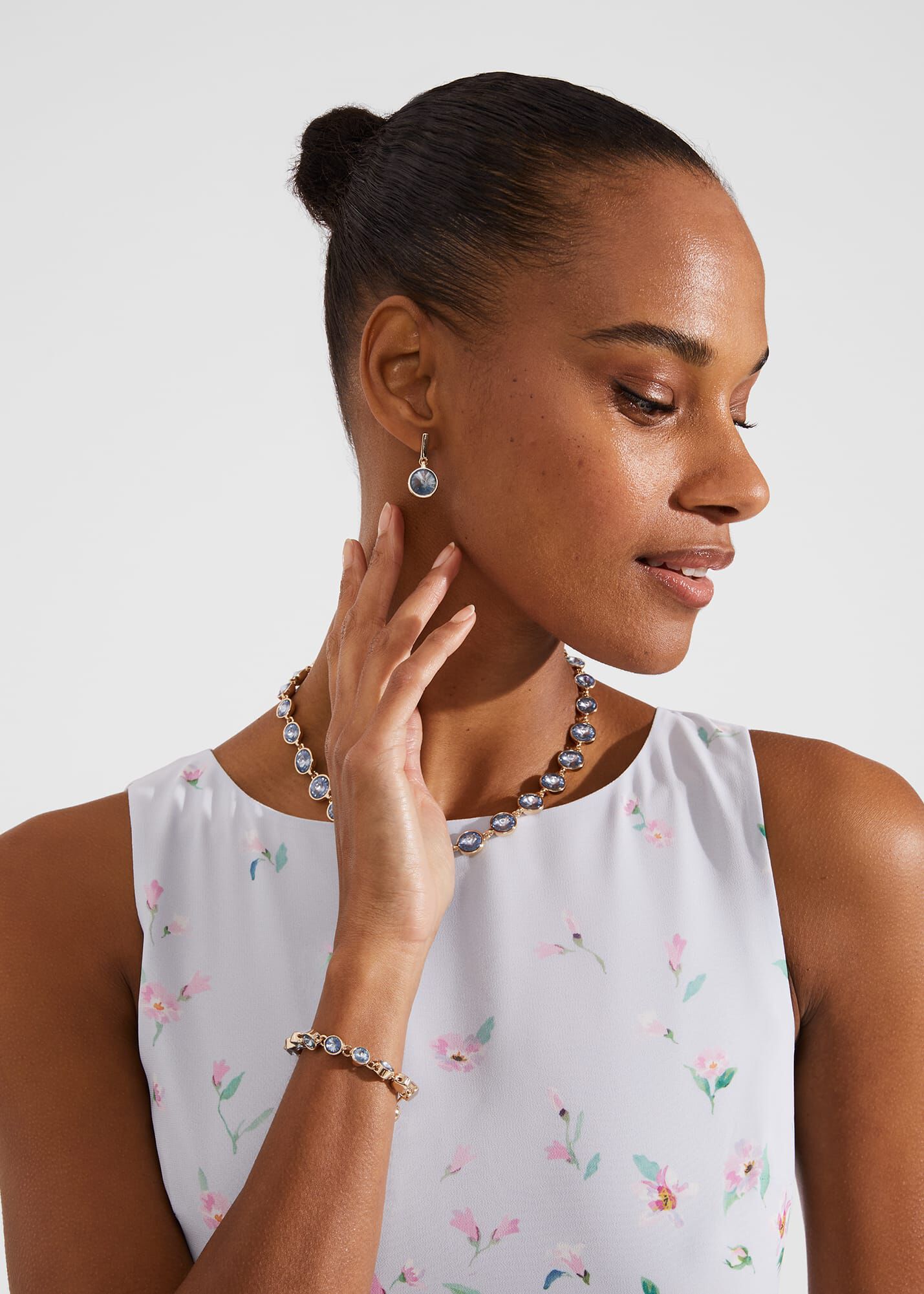Hobbs necklace online