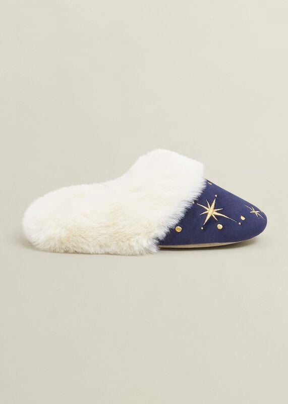 Dominica Embroiderd Slippers