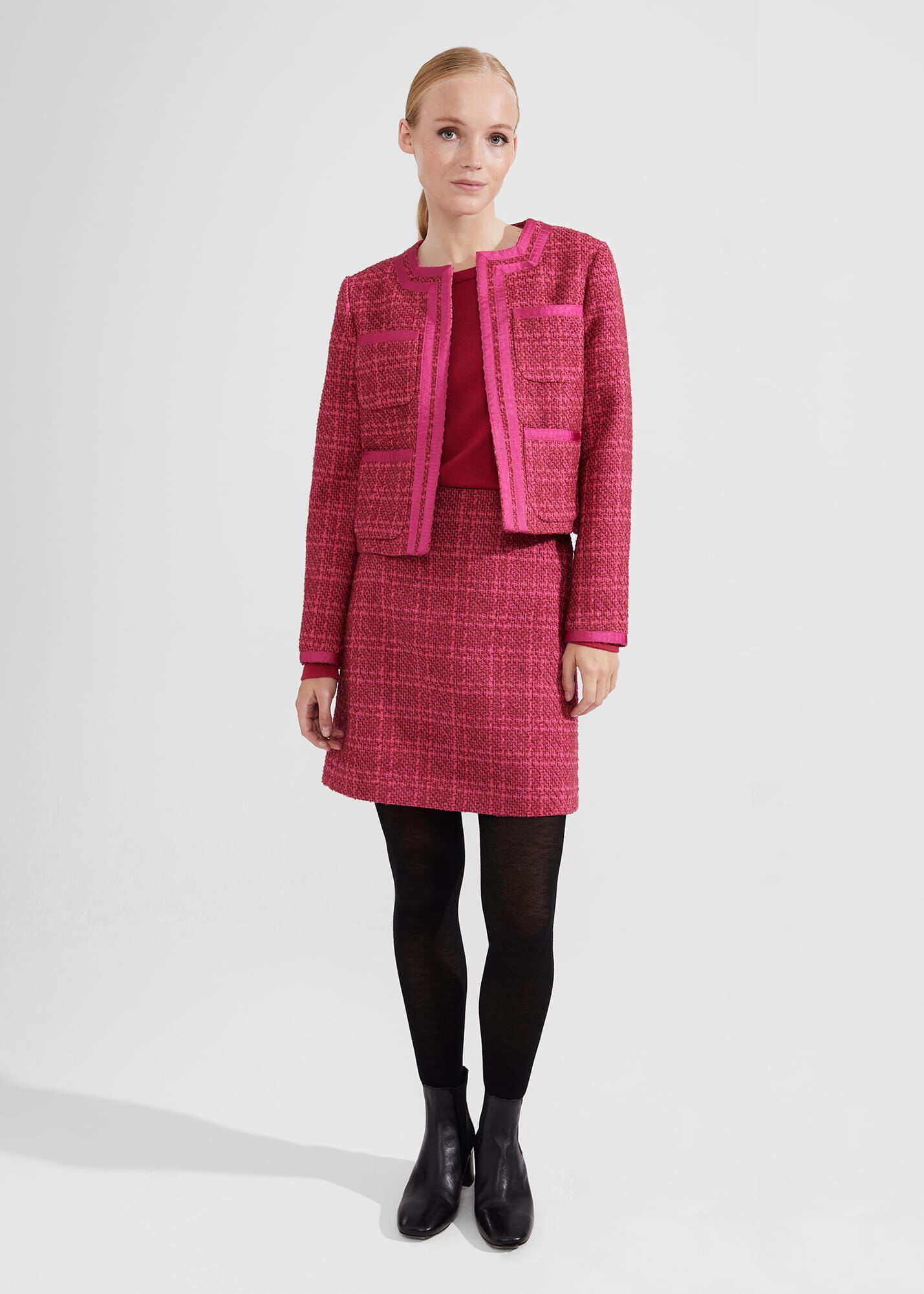 0223-7528-9845L00-RAMONA-TWEED