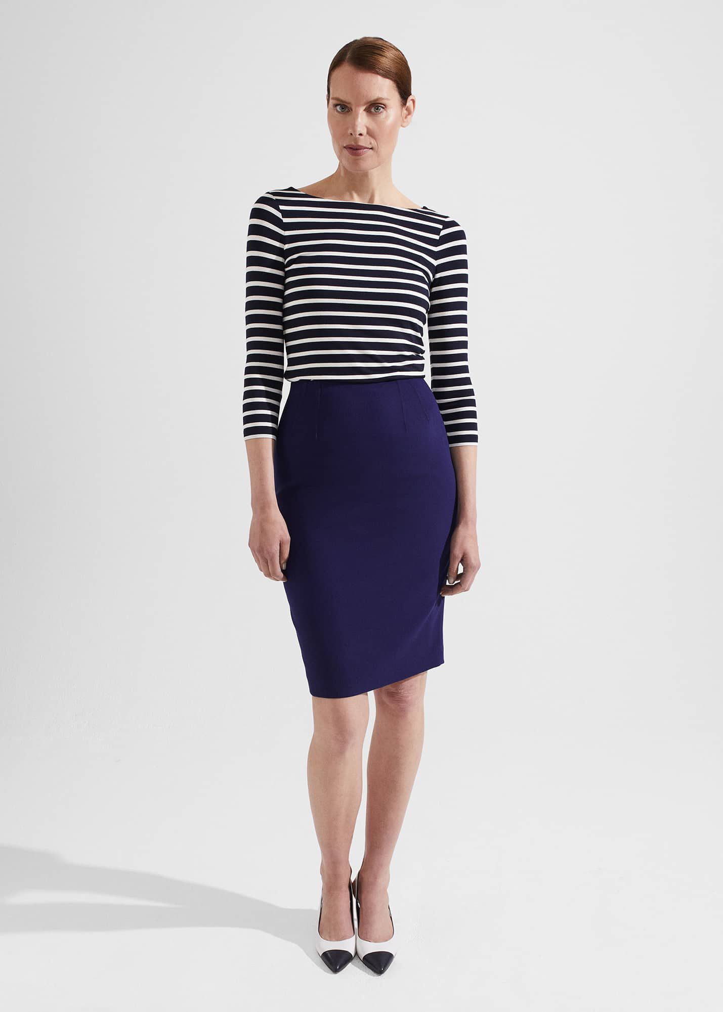 Navy blue skirt and white top hot sale