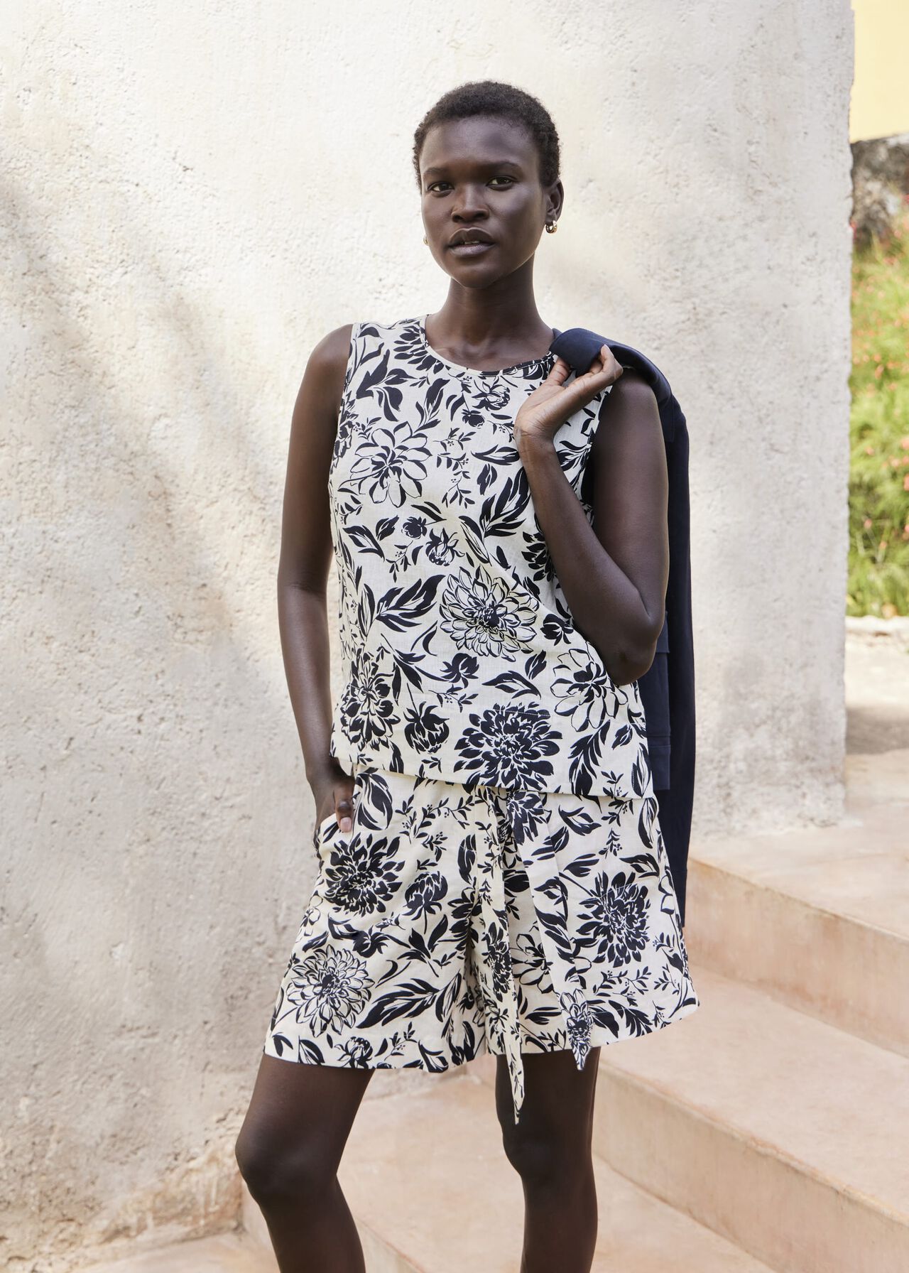 Maura Linen Shorts, Cream Navy, hi-res