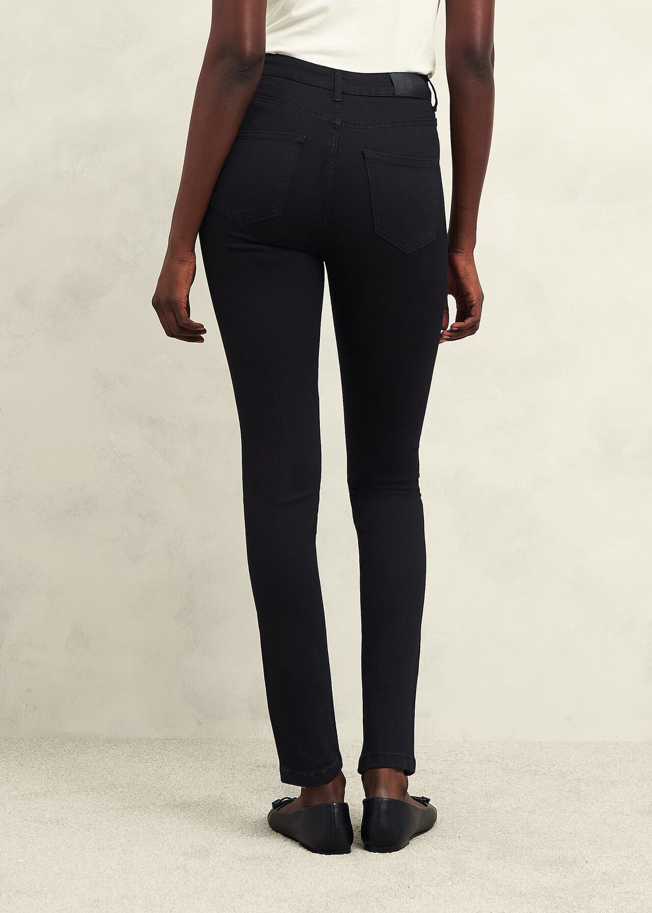 Gia Sculpting Jeans With Stretch , Black, hi-res