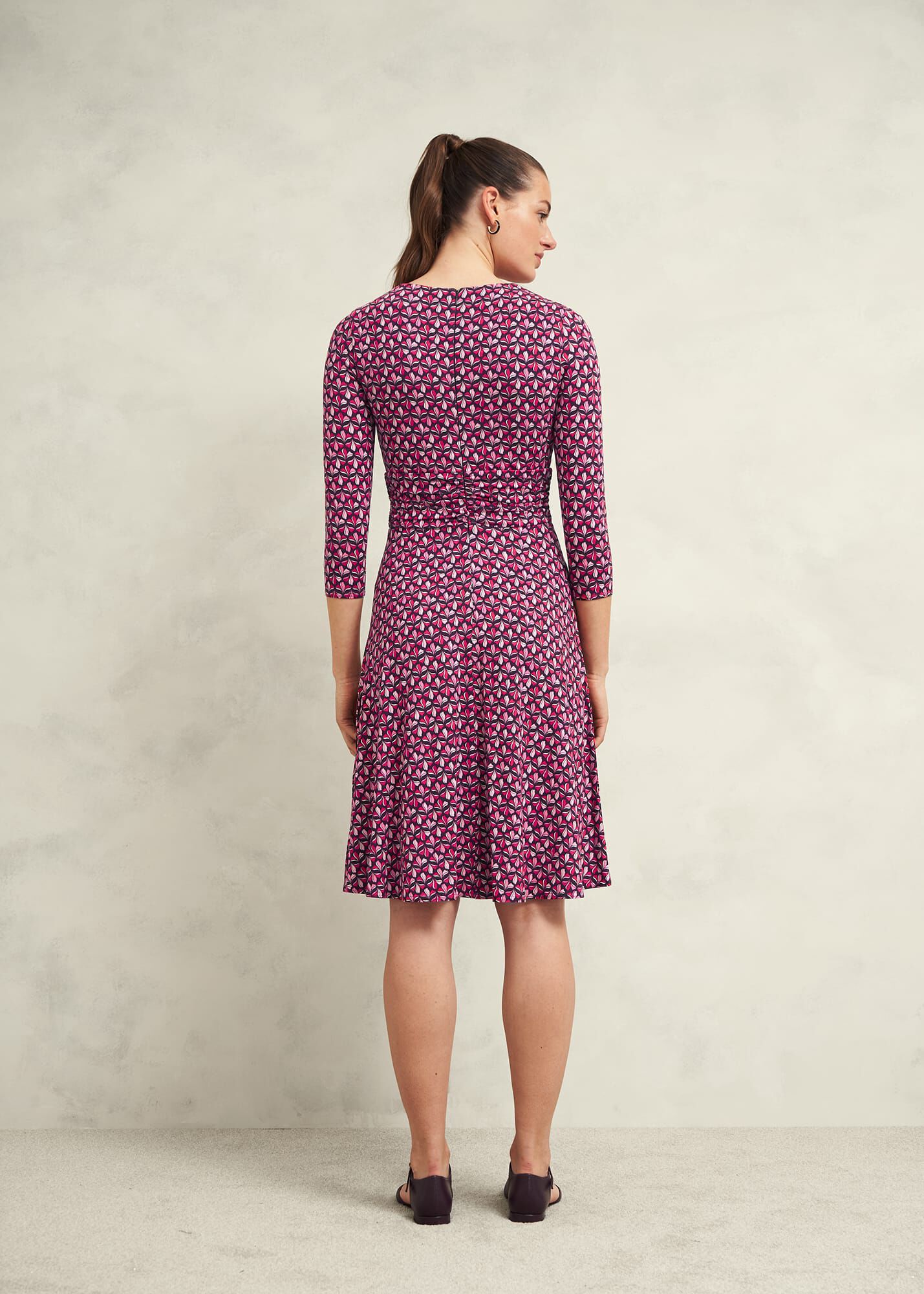 Elisa Daisy Embroidery Dress – Dress the Population