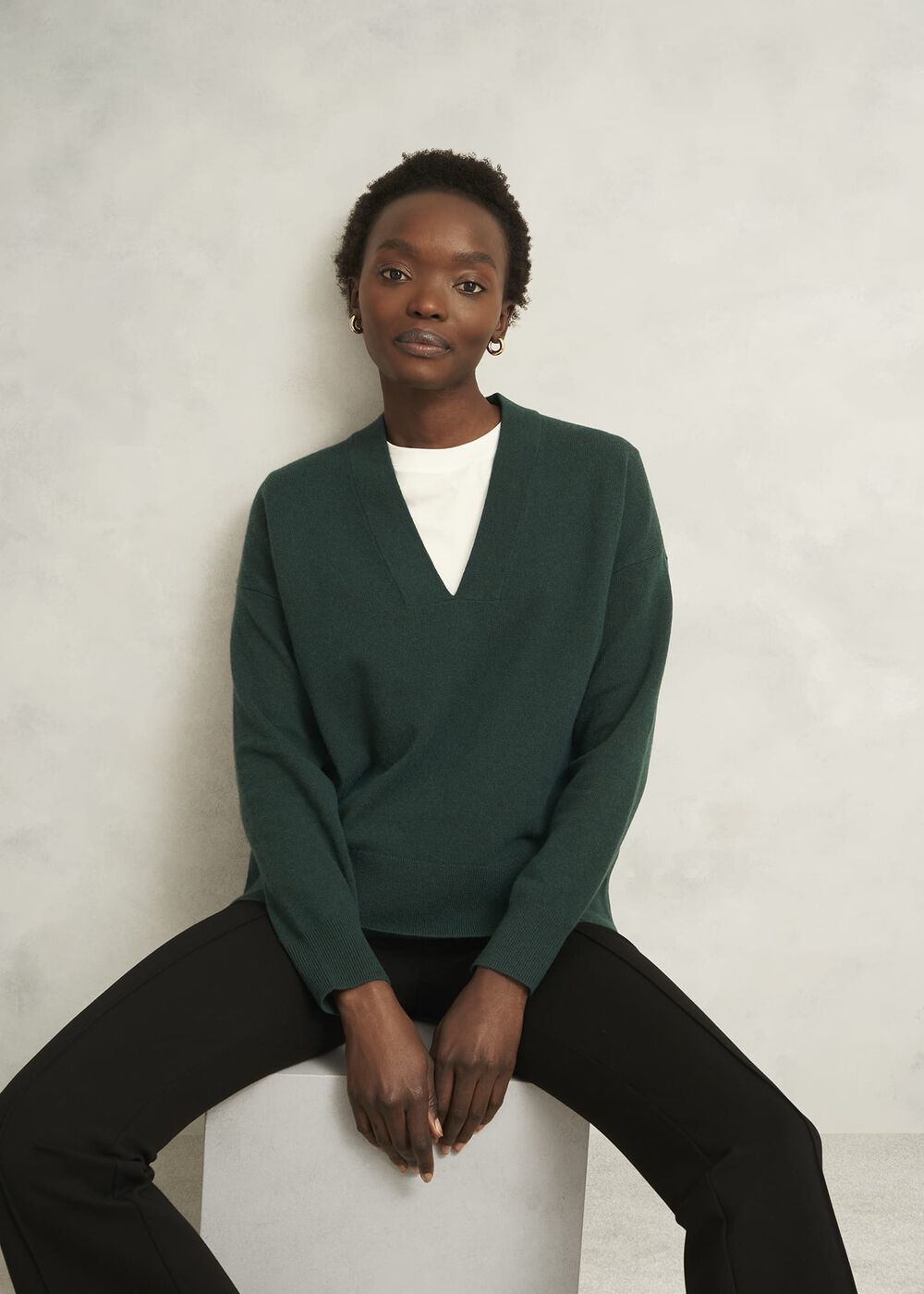 Lettie Wool Blend V Neck Jumper, Ponderosa Green, hi-res