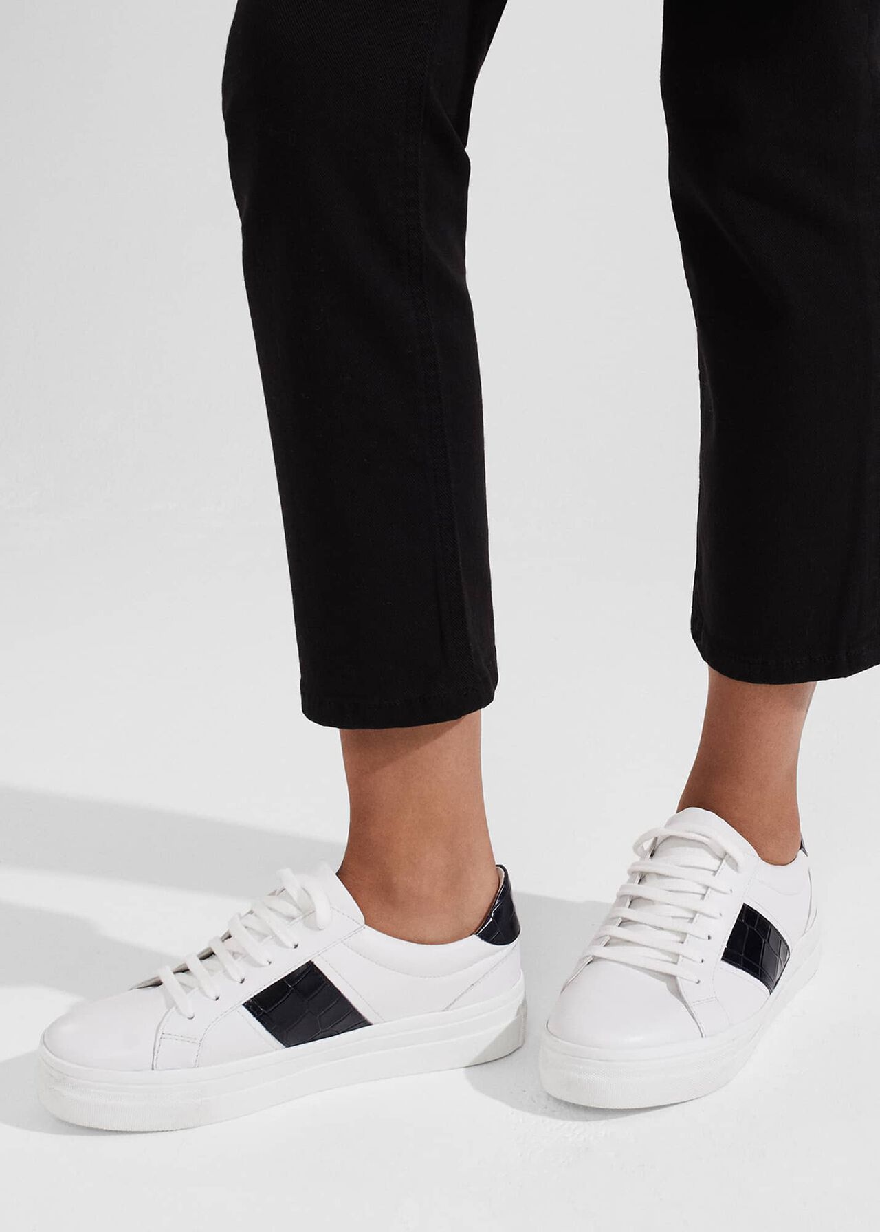 Victoria Trainers, White, hi-res
