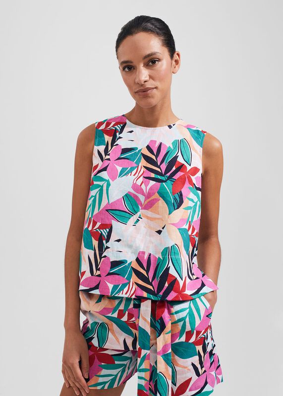 Halle Top