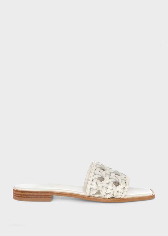 Suri Sandal