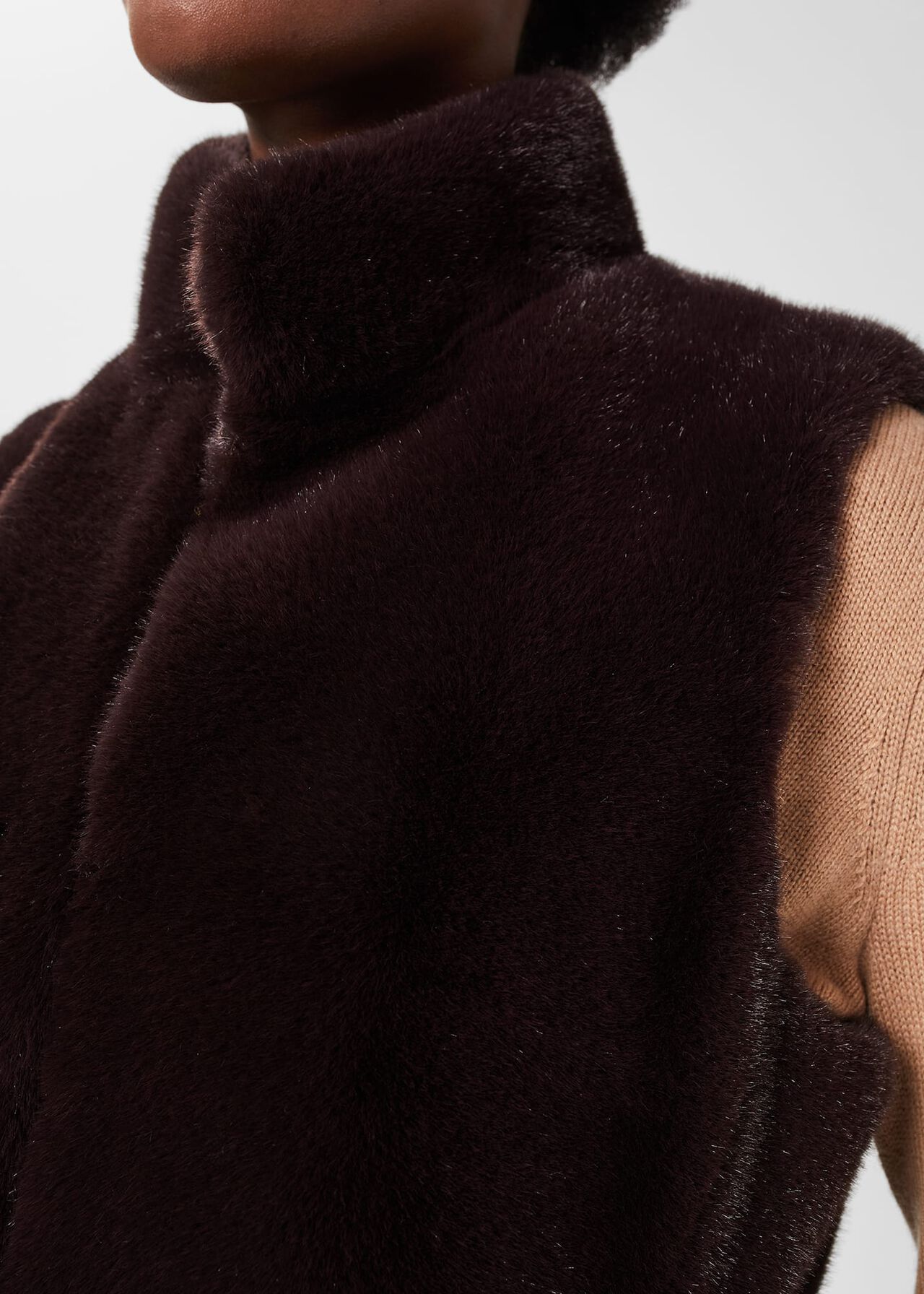 Verena Gilet, Aubergine, hi-res