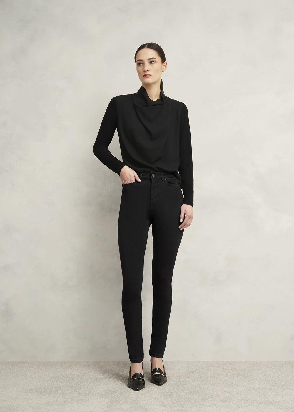 Gia Sculpting Jeans With Stretch , Black, hi-res