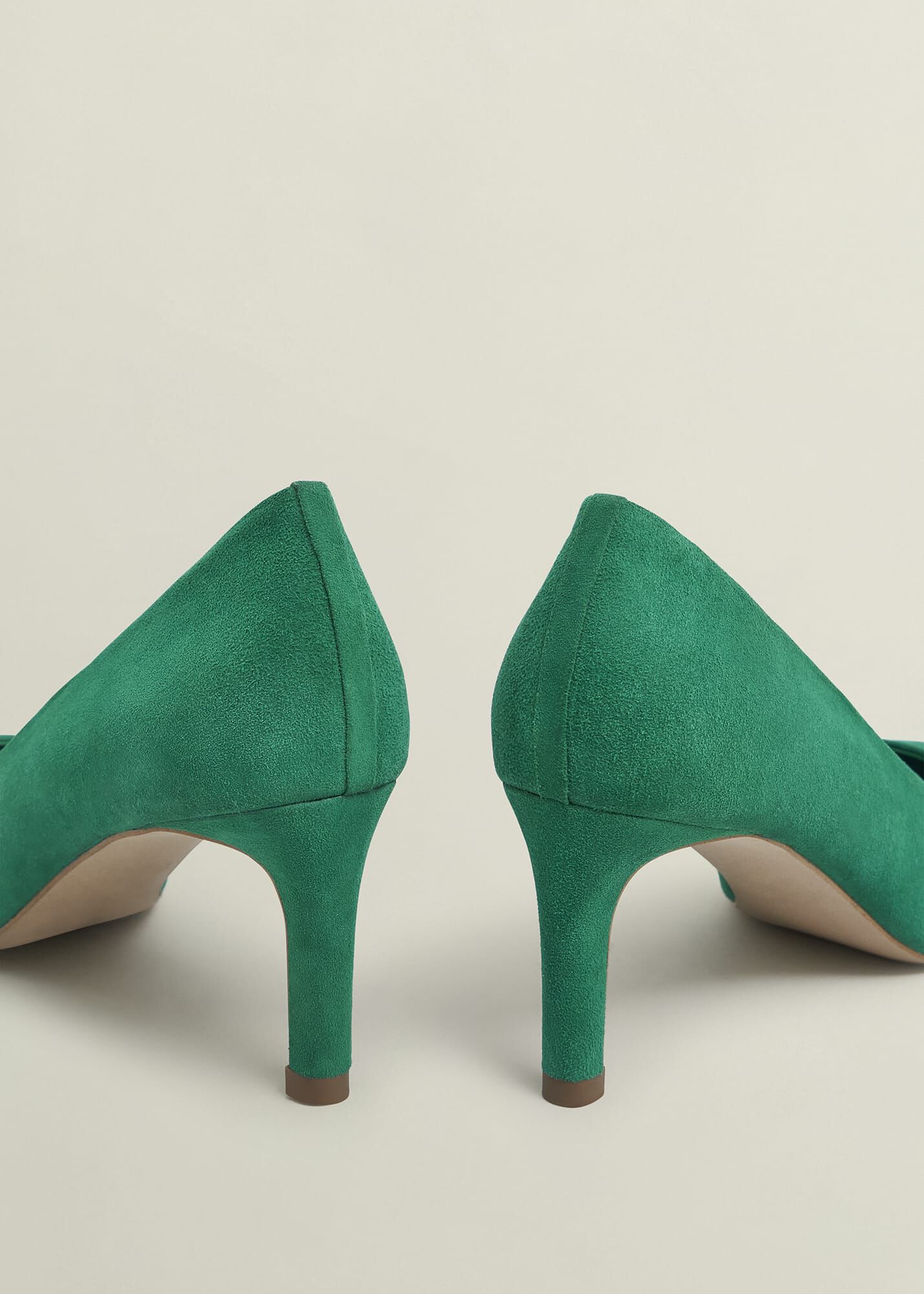 フラットシューズ Lilia Green Suede Elliya Suede Court Shoes | Hobbs UK |