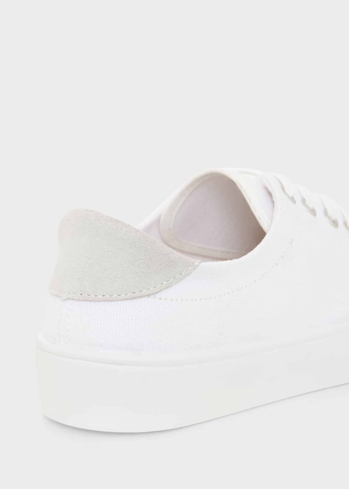 Hobbs plimsolls top