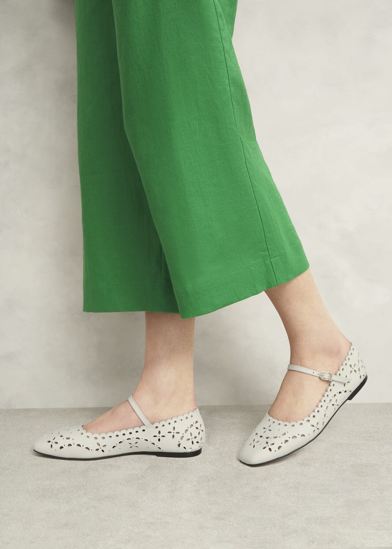 Chrissy Cut Detail Mary Janes, Ivory, hi-res