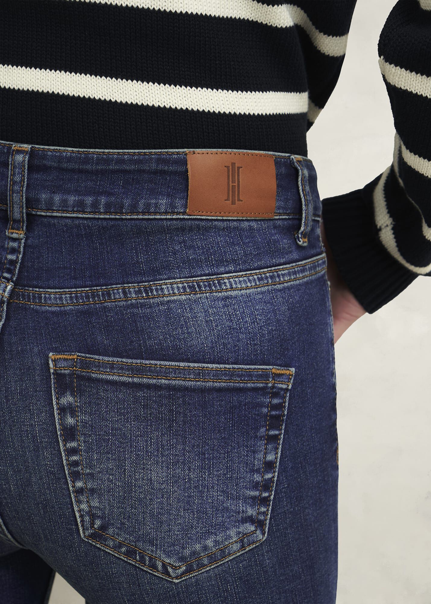 Gia Sculpting Jeans | Hobbs US |
