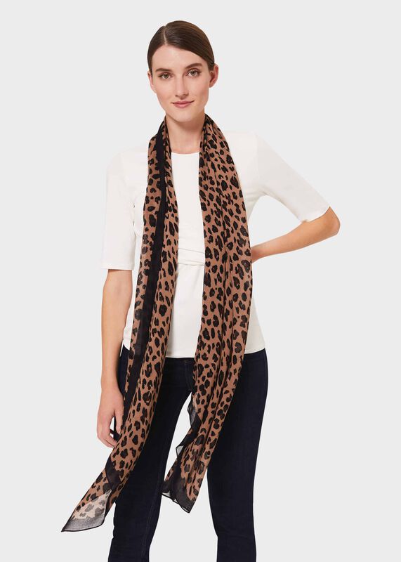 Amari Leopard Scarf