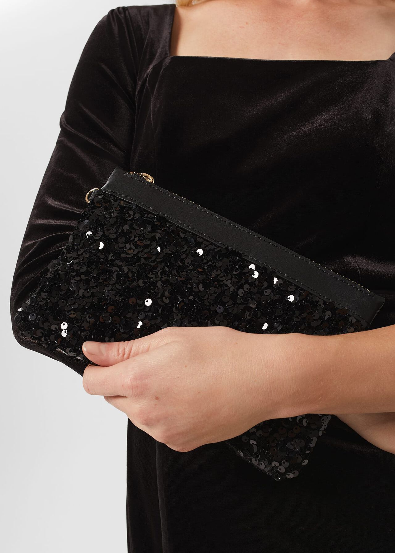 Lundy Wristlet, Black, hi-res
