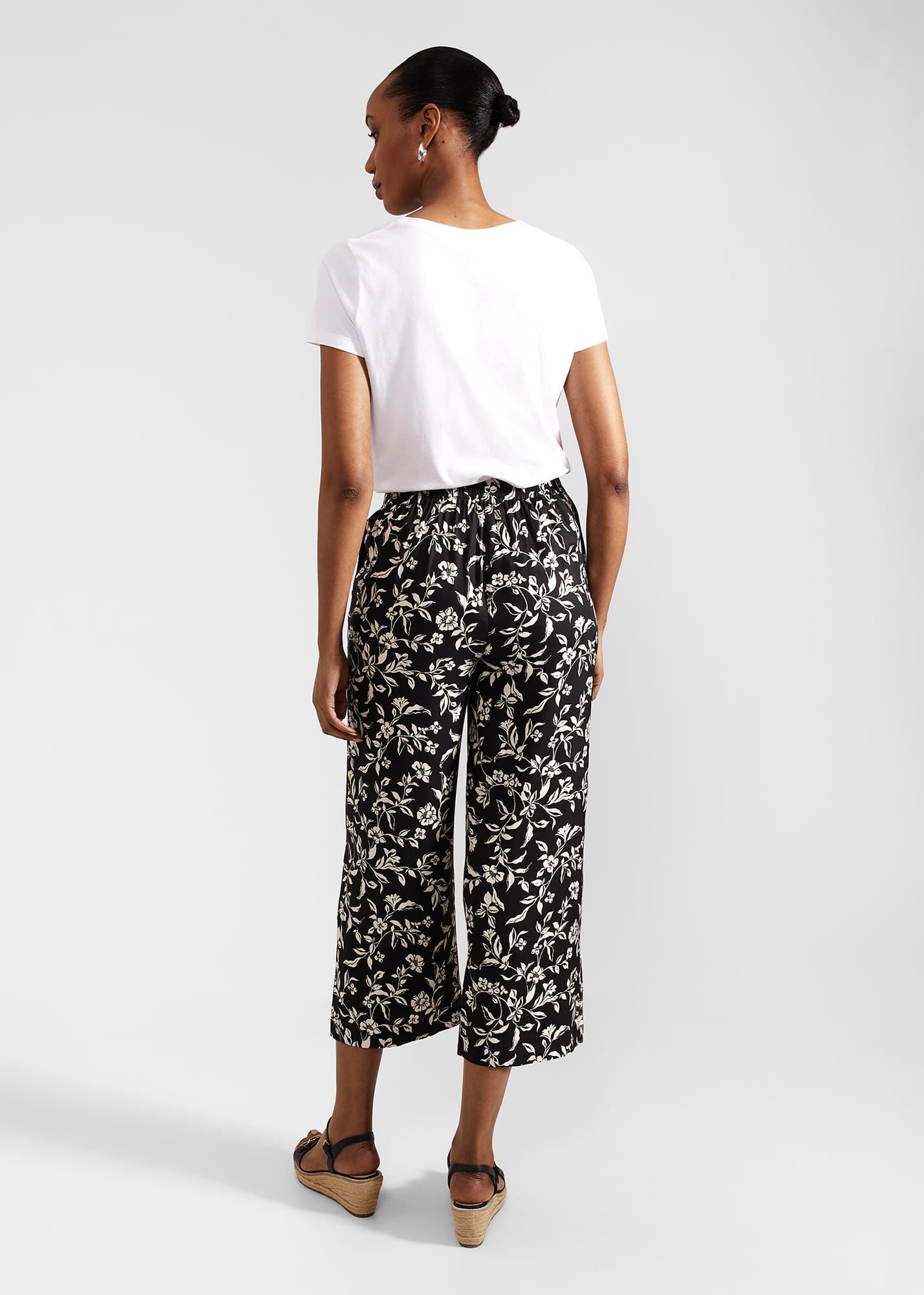 Eve Crop Pants | Hobbs US |