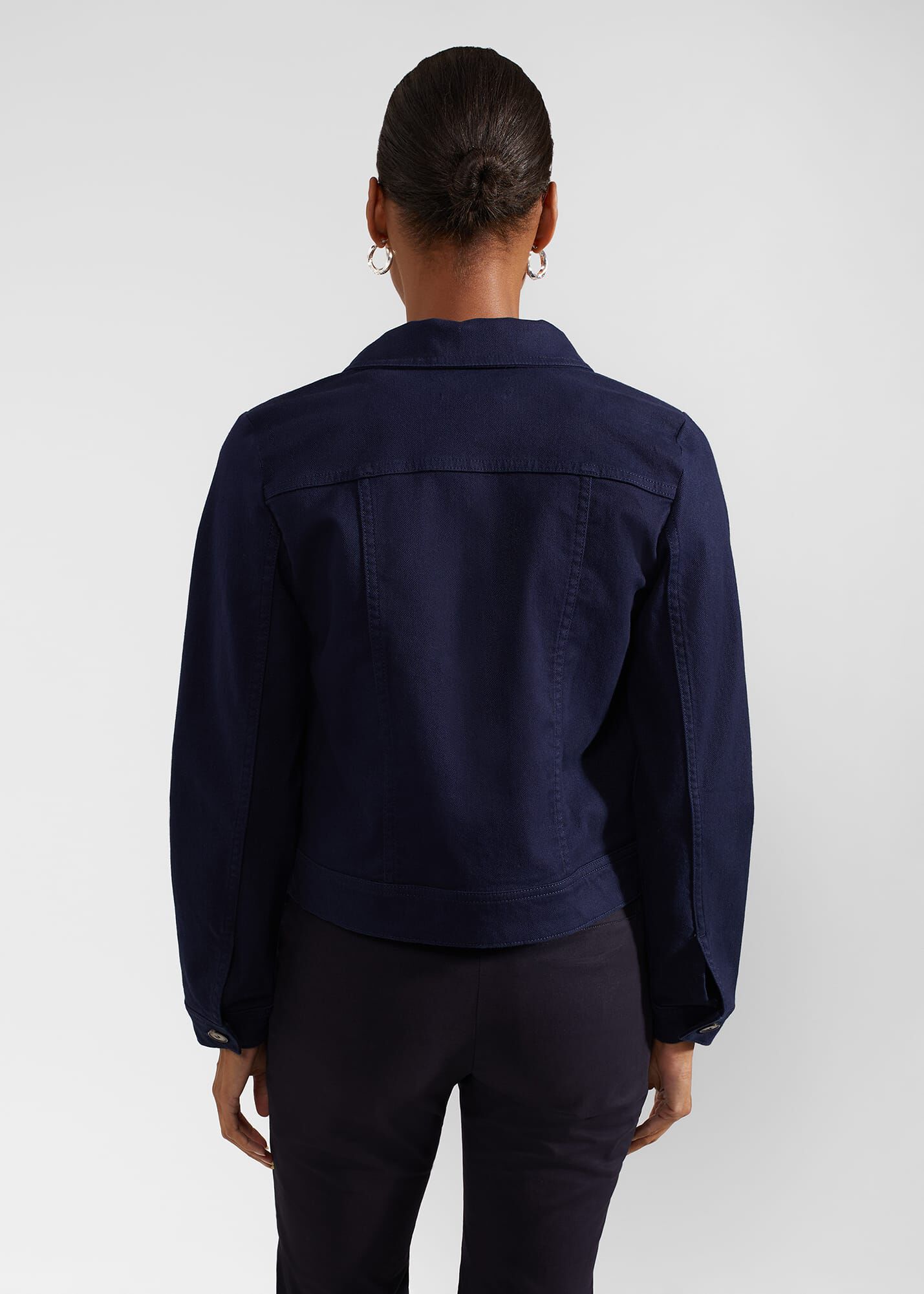 0124-4973-3647L00-SELBORNE-