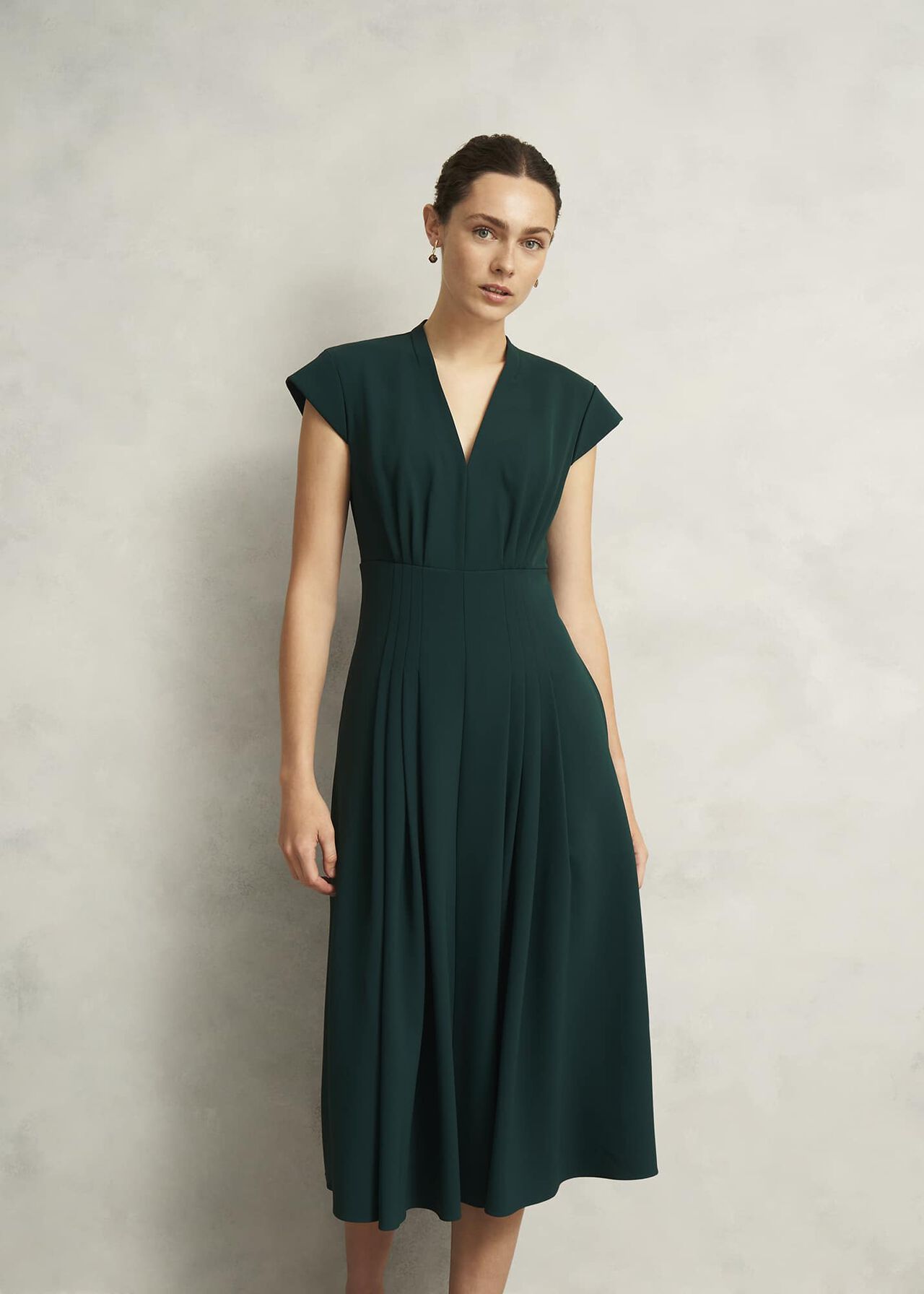 Sophie V Neck Pintuck Dress, Ponderosa Green, hi-res