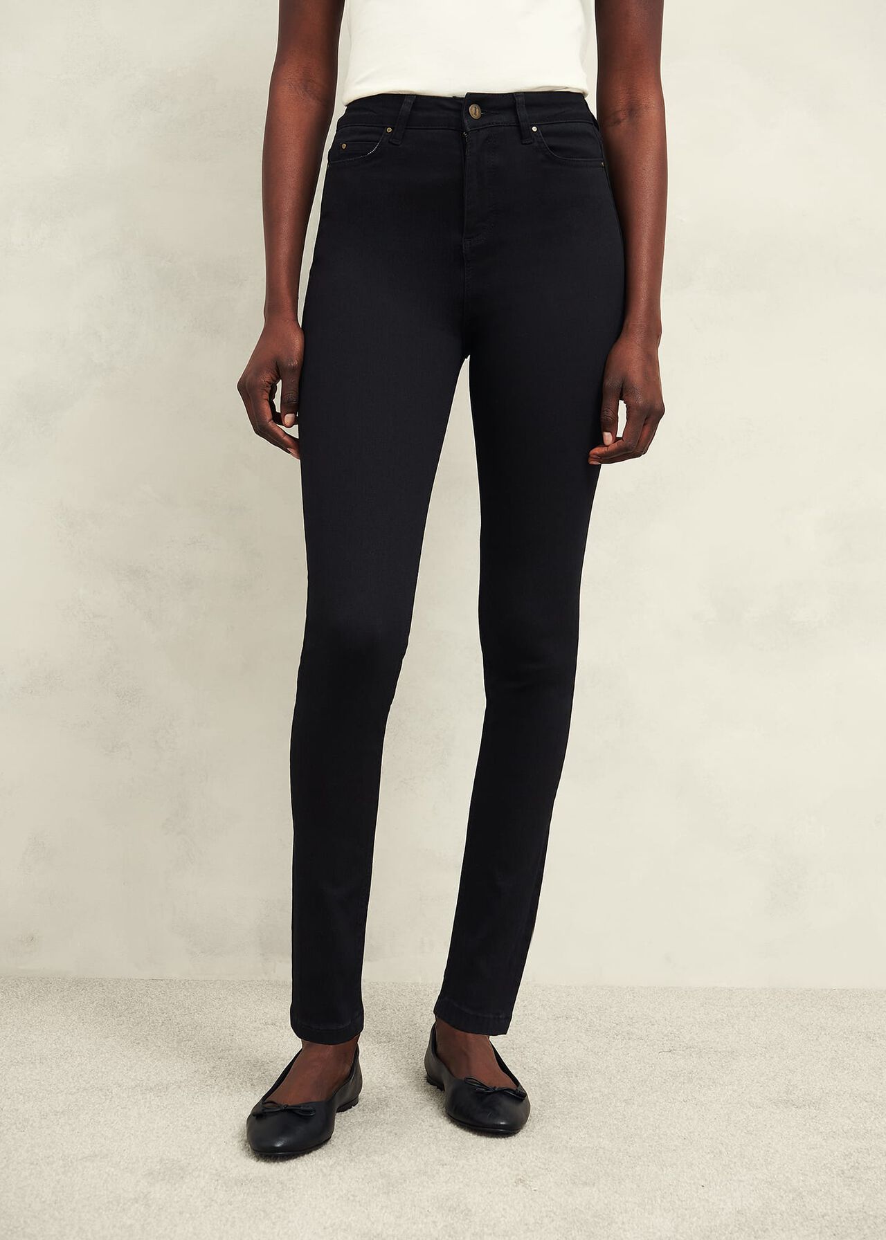 Gia Sculpting Jeans With Stretch , Black, hi-res