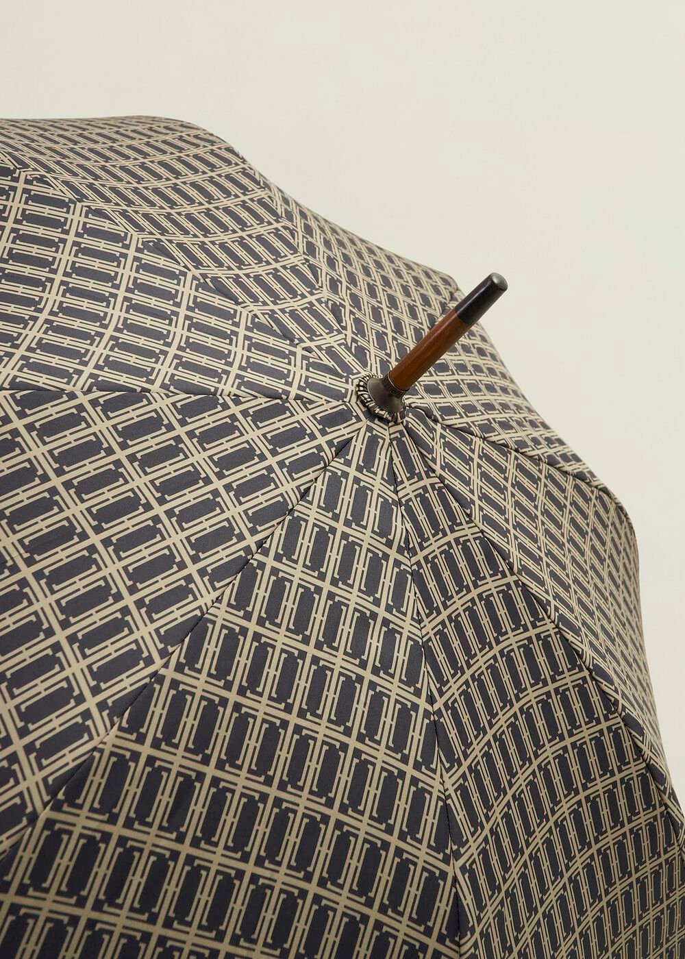 Marilla Umbrella, Camel Black, hi-res