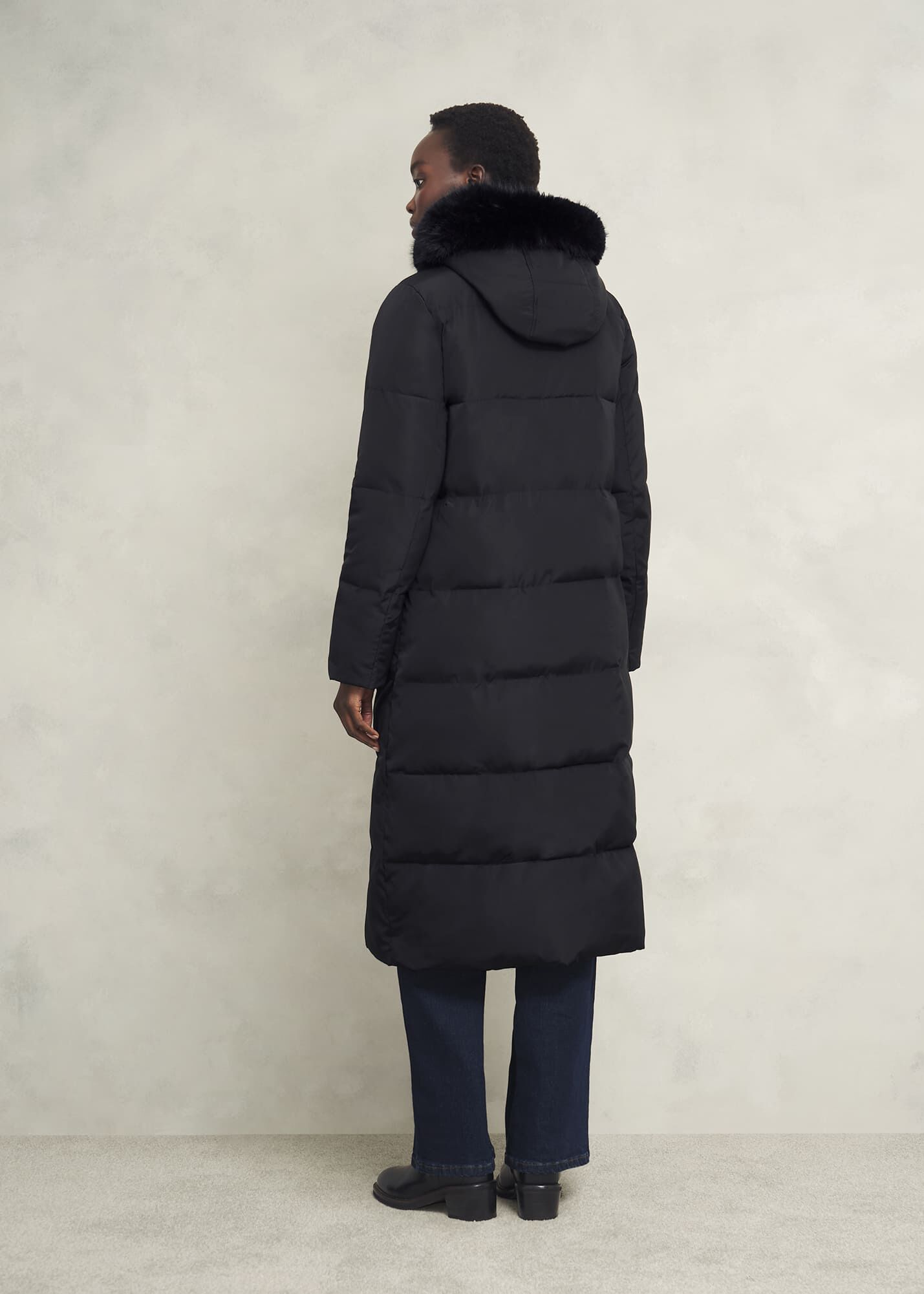 Tyla Puffer | Hobbs UK |