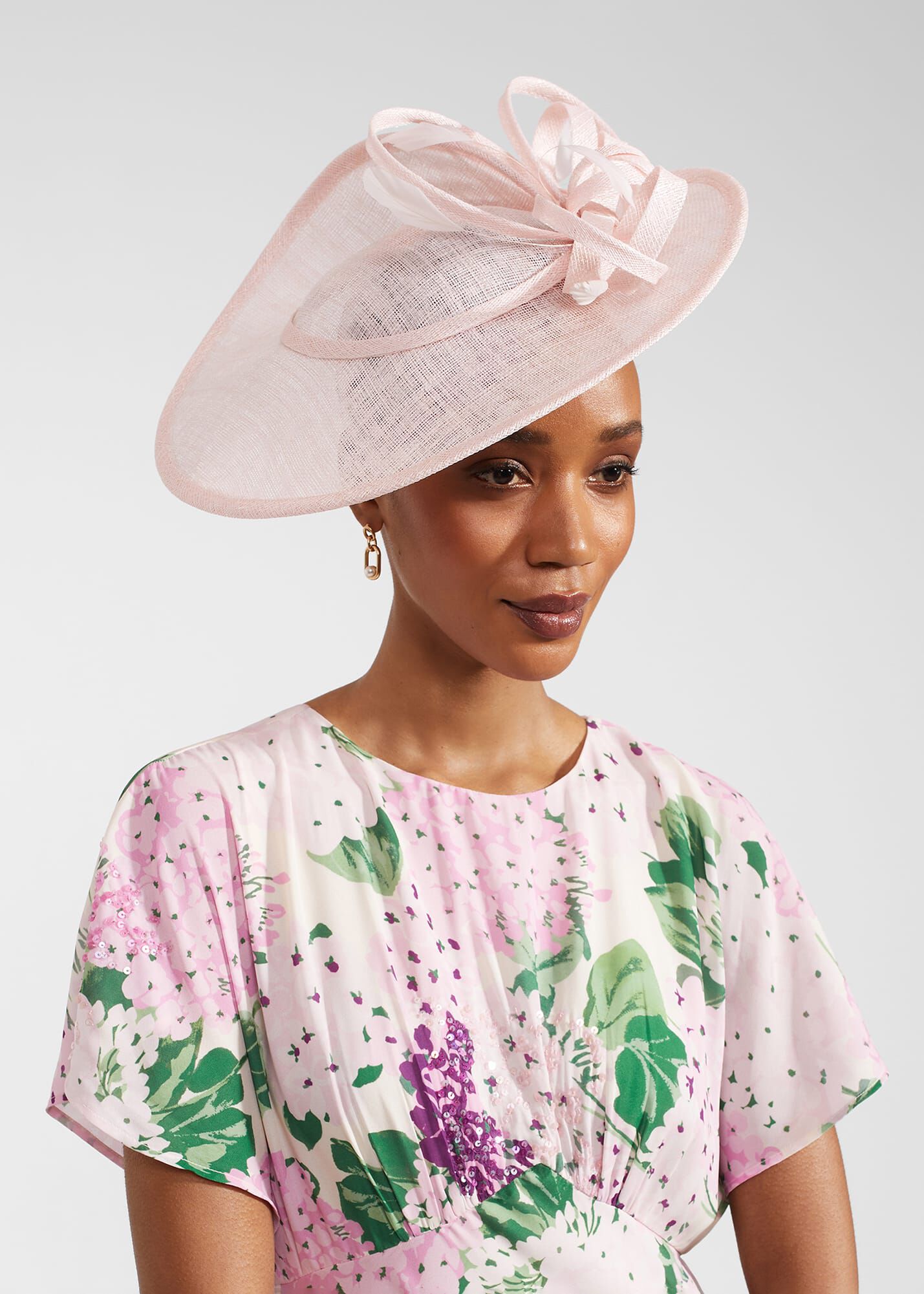 Pale pink hats and fascinators 2025