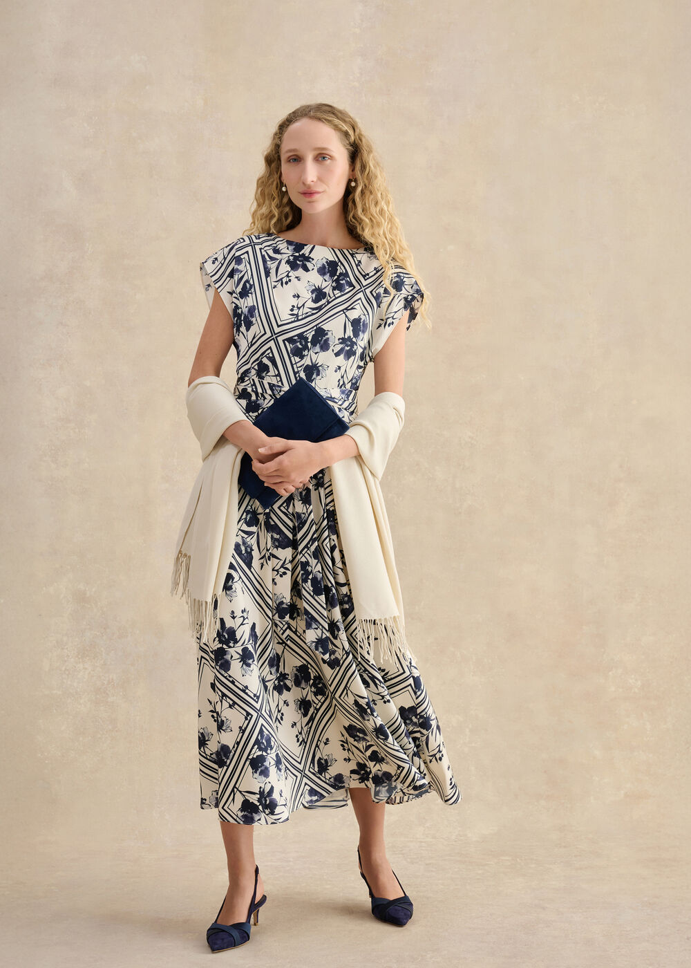 Matilda Scarf, Warm Ivory, hi-res