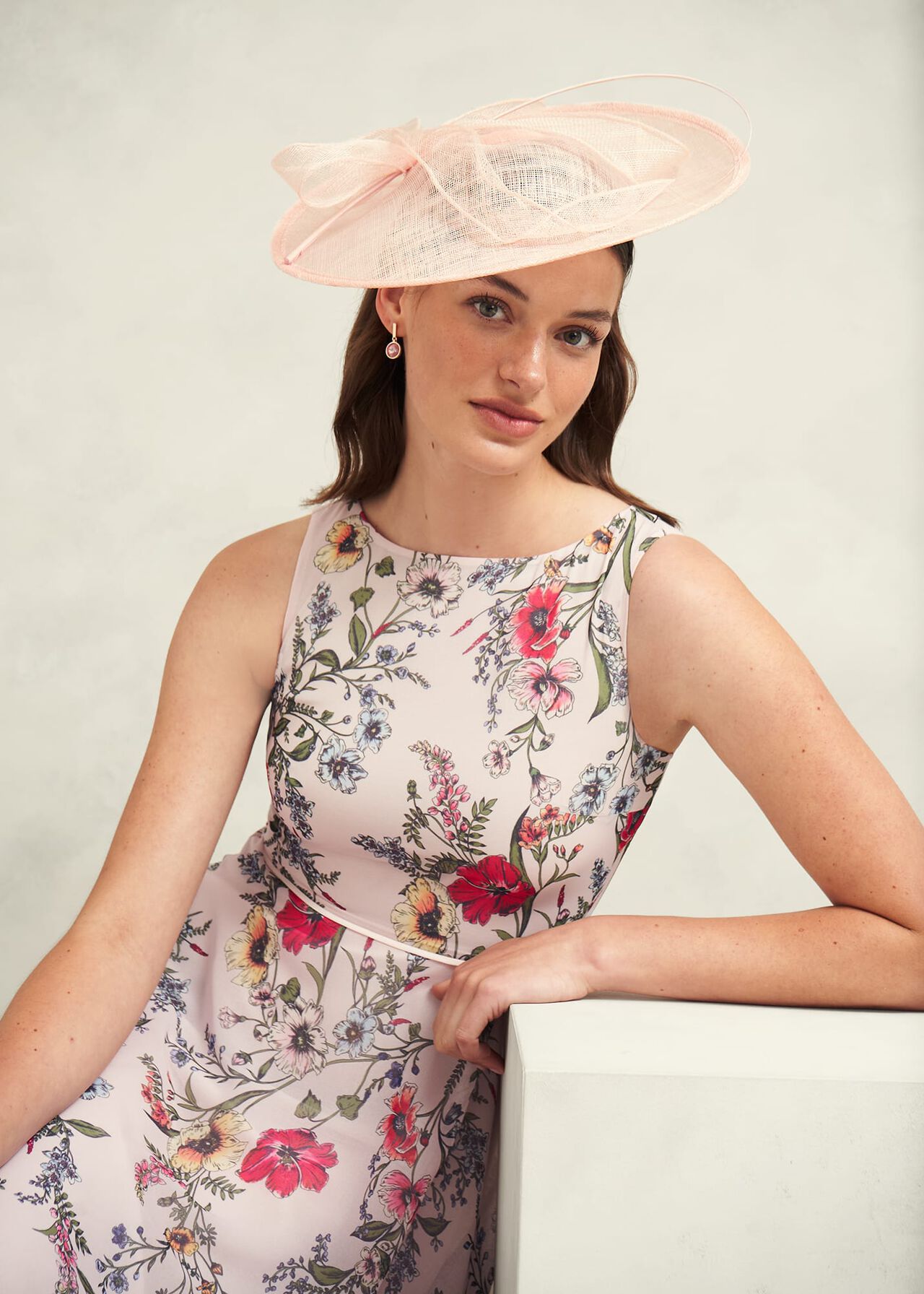 Poseur Ottilie PS2417  (Available in Pale Blue, Emerald, Cobalt and Ruby)