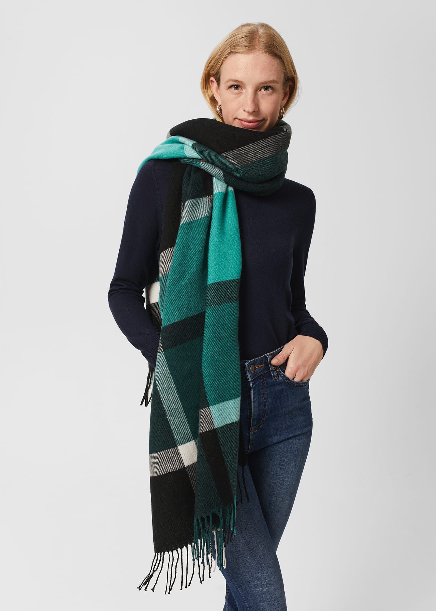 Hobbs scarf outlet