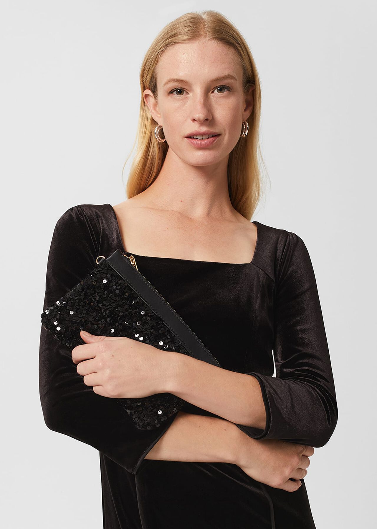 Lundy Wristlet, Black, hi-res