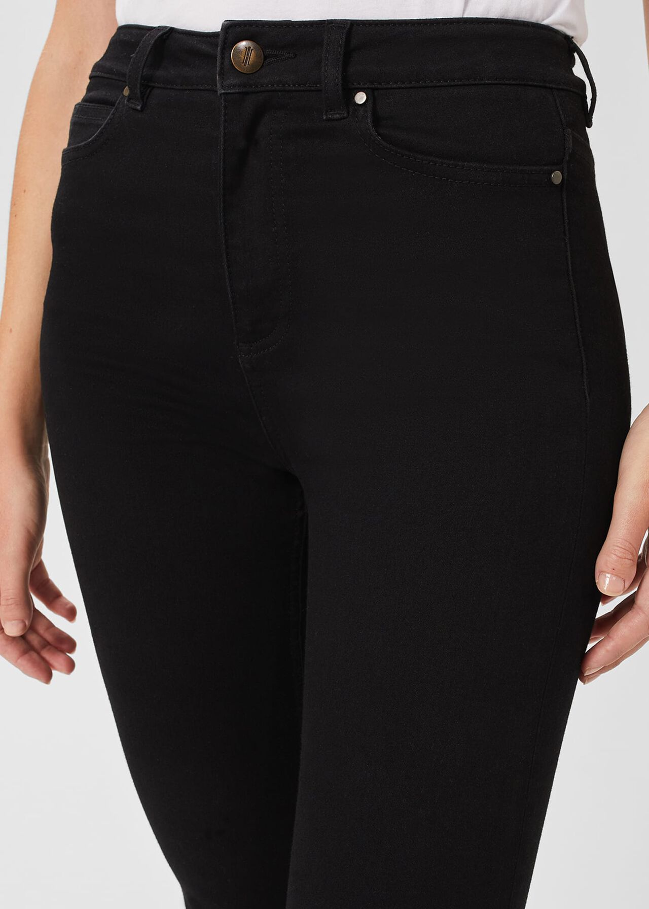 Petite Gia Jeans, Black, hi-res