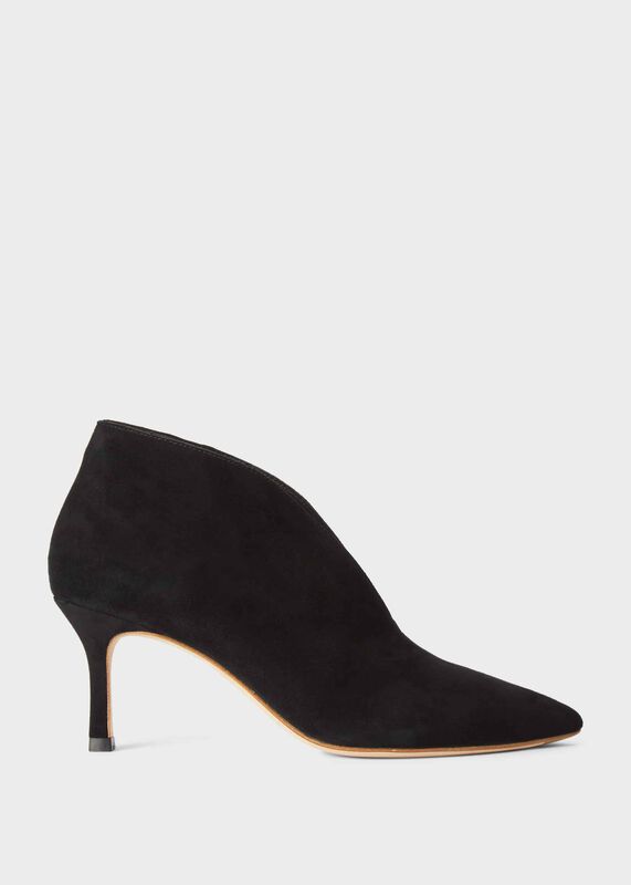 Hobbs Black Wedge Shoes
 PNG