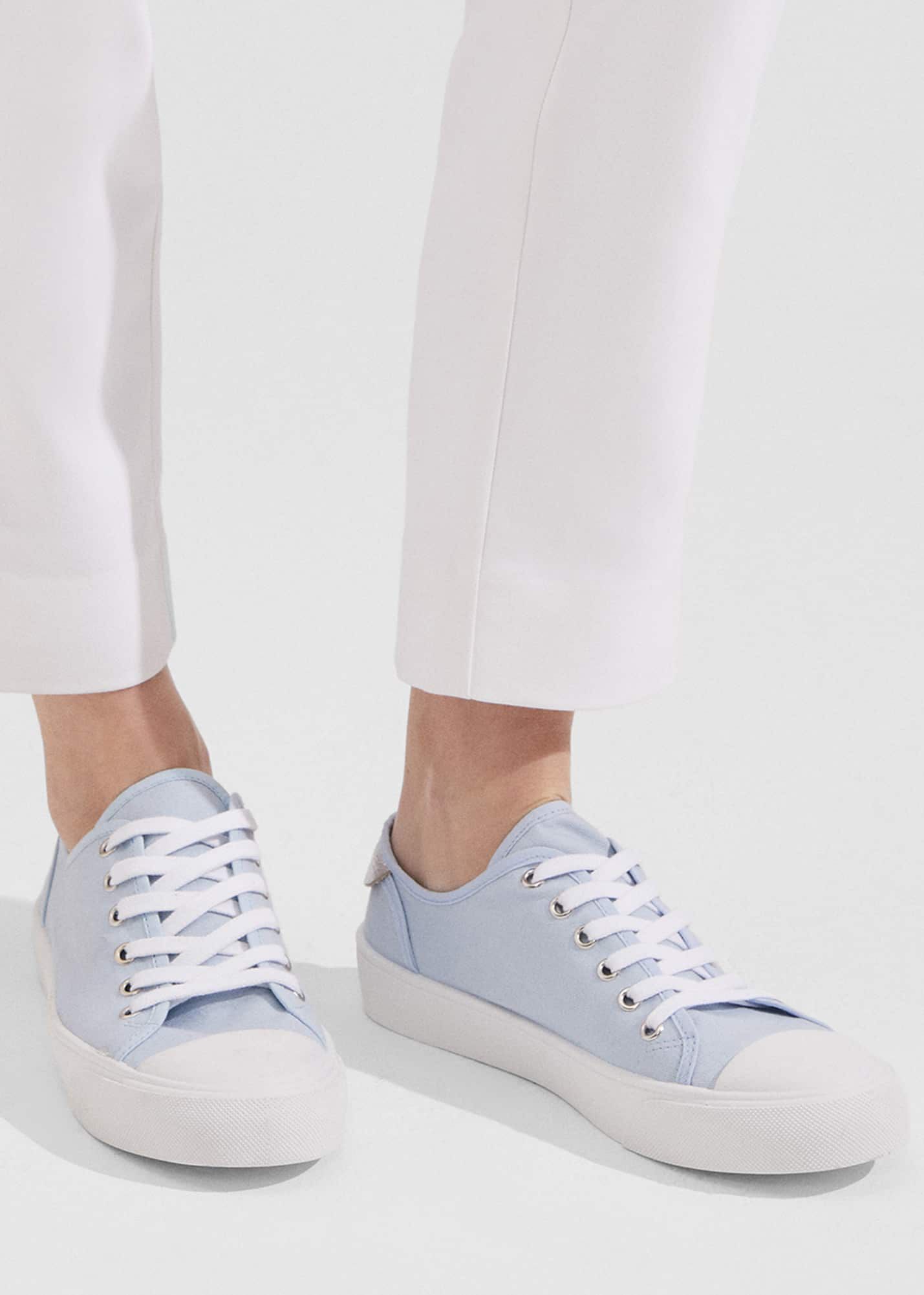 Hobbs plimsolls discount