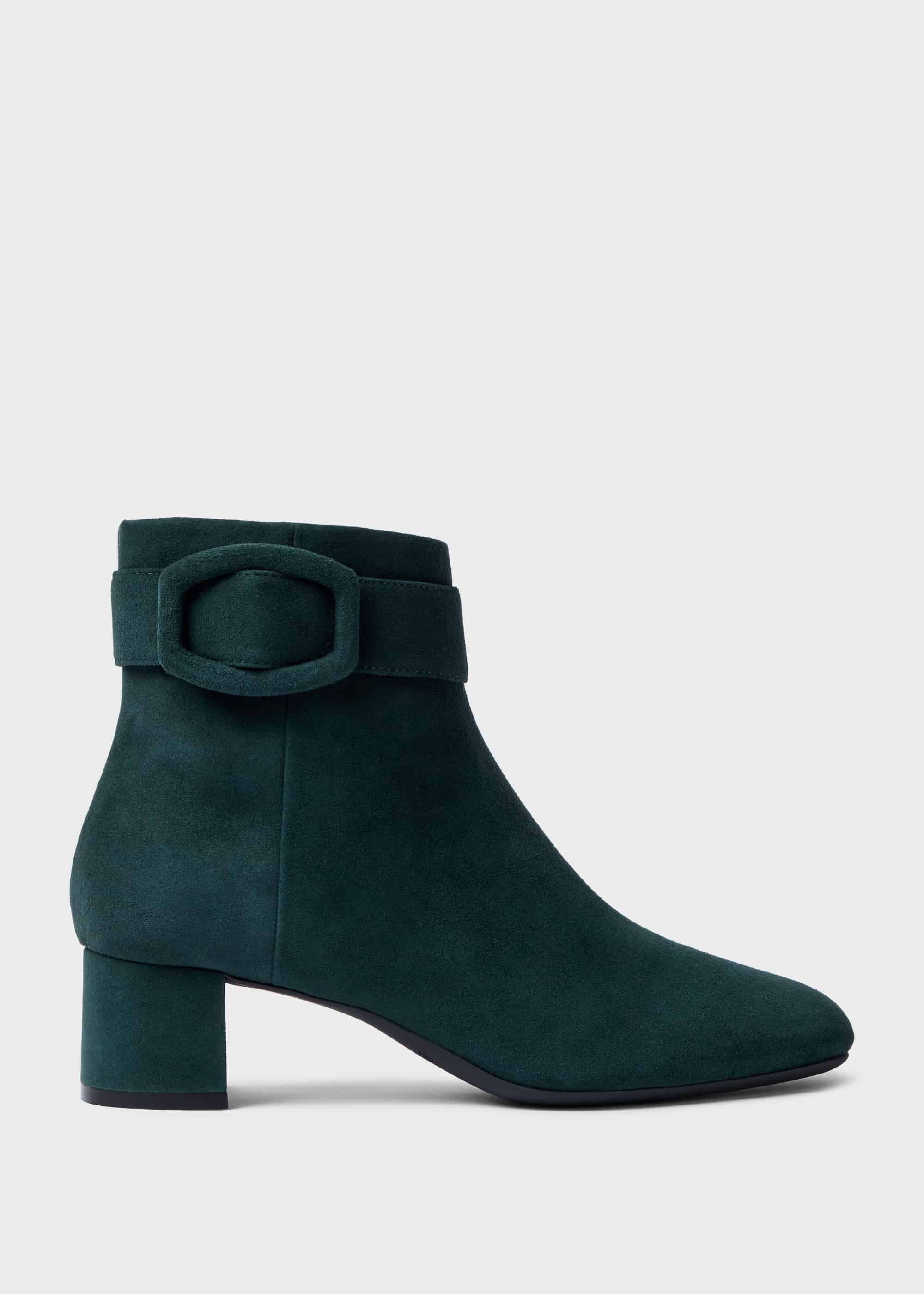 green leather chelsea boots