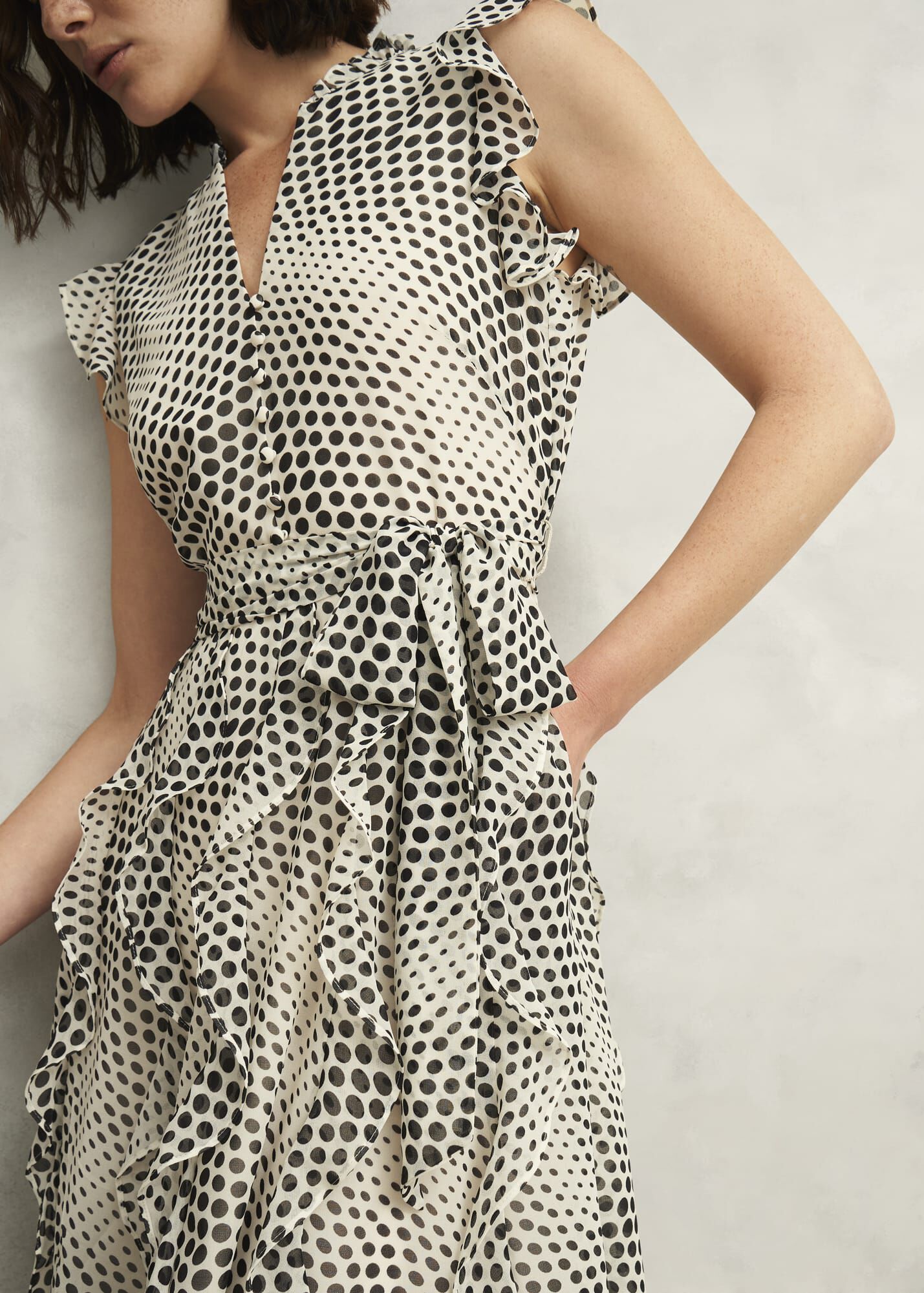 【関税なし】HOBBS ホッブス nina ラッフル ミディ ドレス Nina Ruffle Midi Dress | Hobbs US |