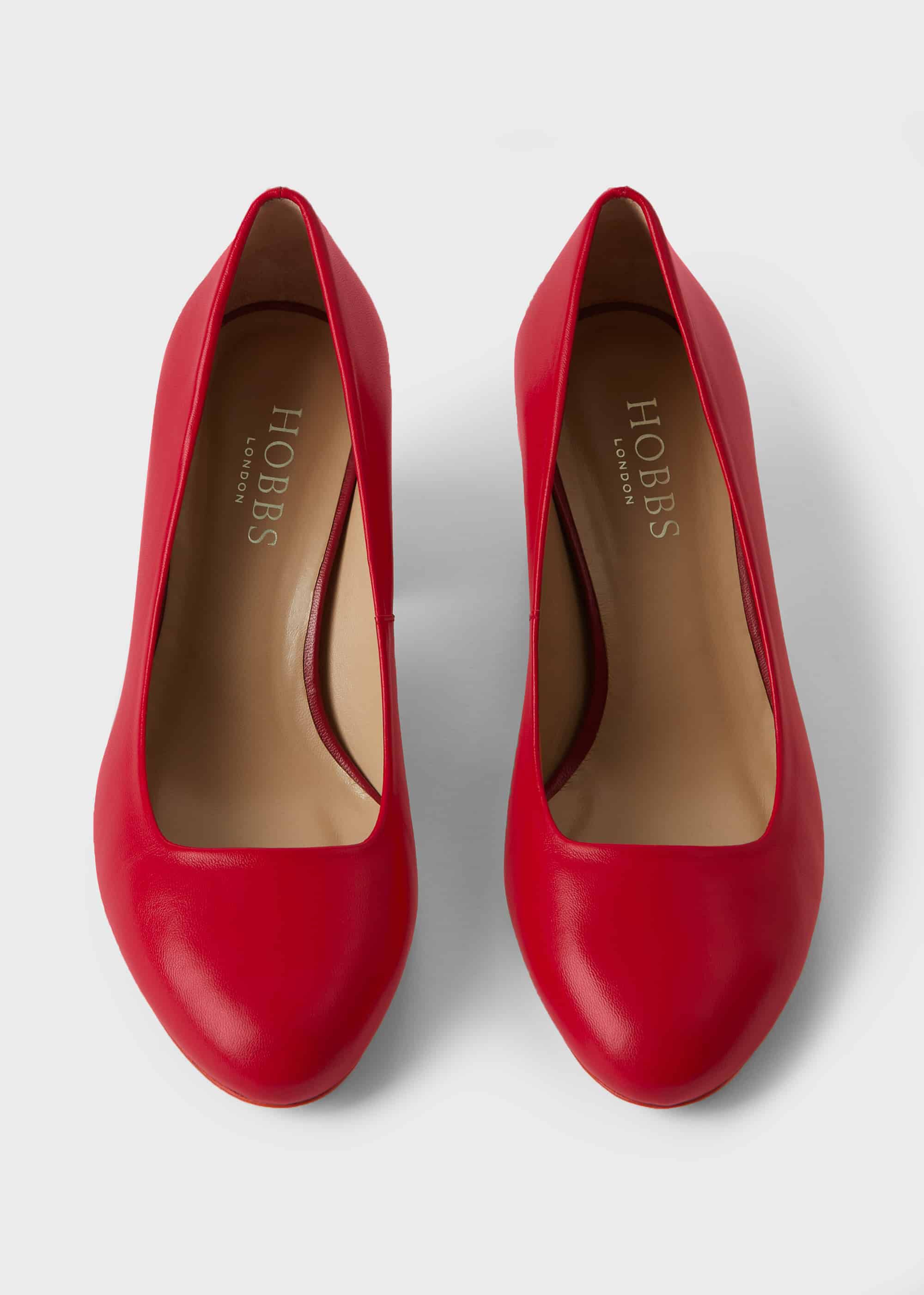 Red court hot sale shoes wide fit