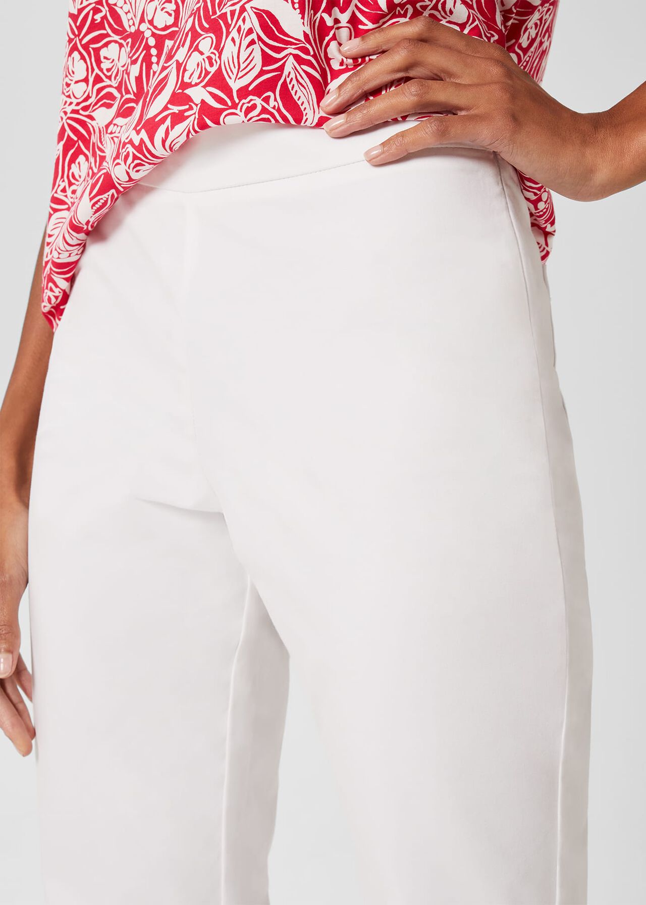 Kaya Capri Trousers, White, hi-res