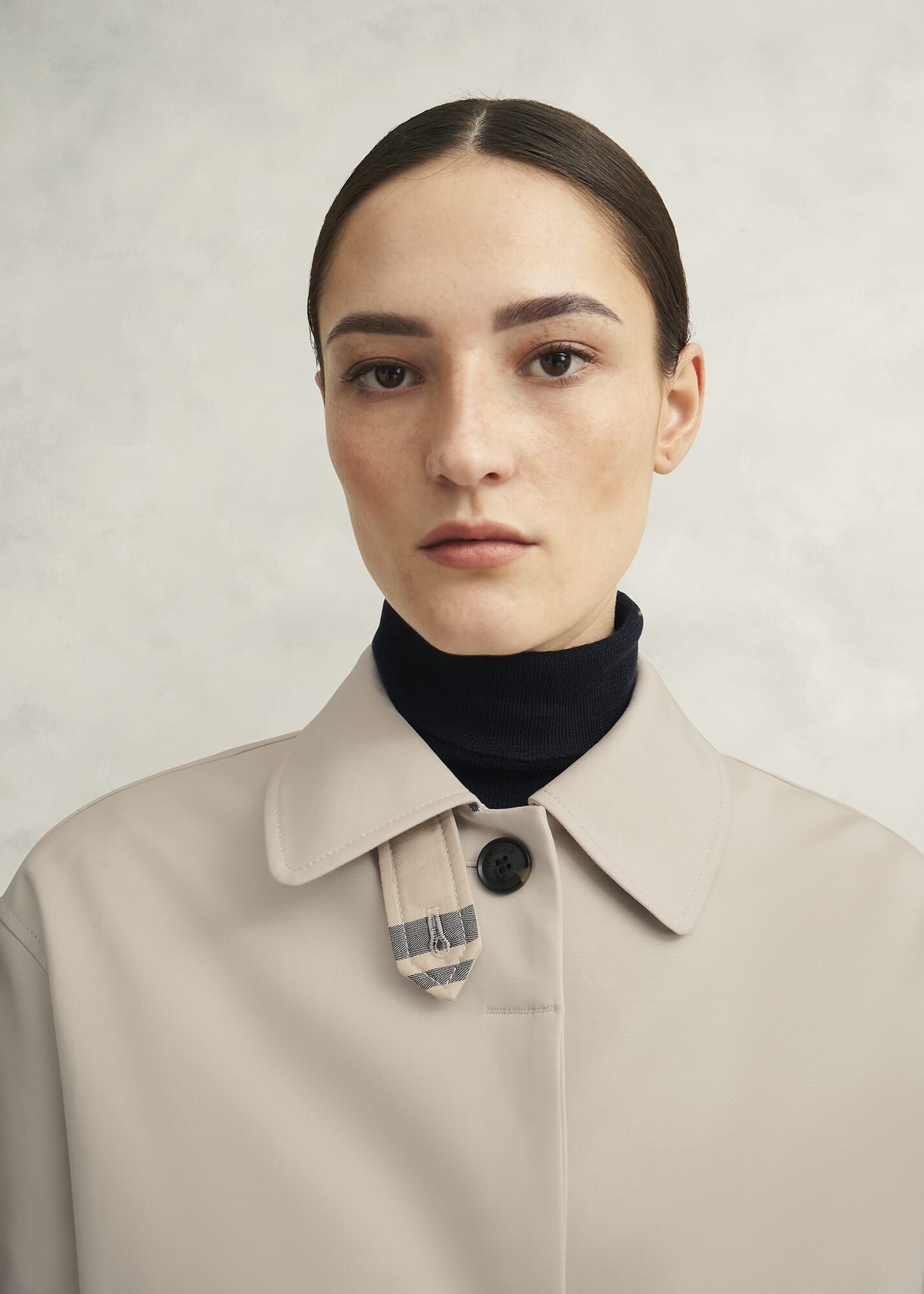 0125-3042-9057L00-FRIDA-TRENCH 0125-3042-9057L00-FRIDA-TRENCH