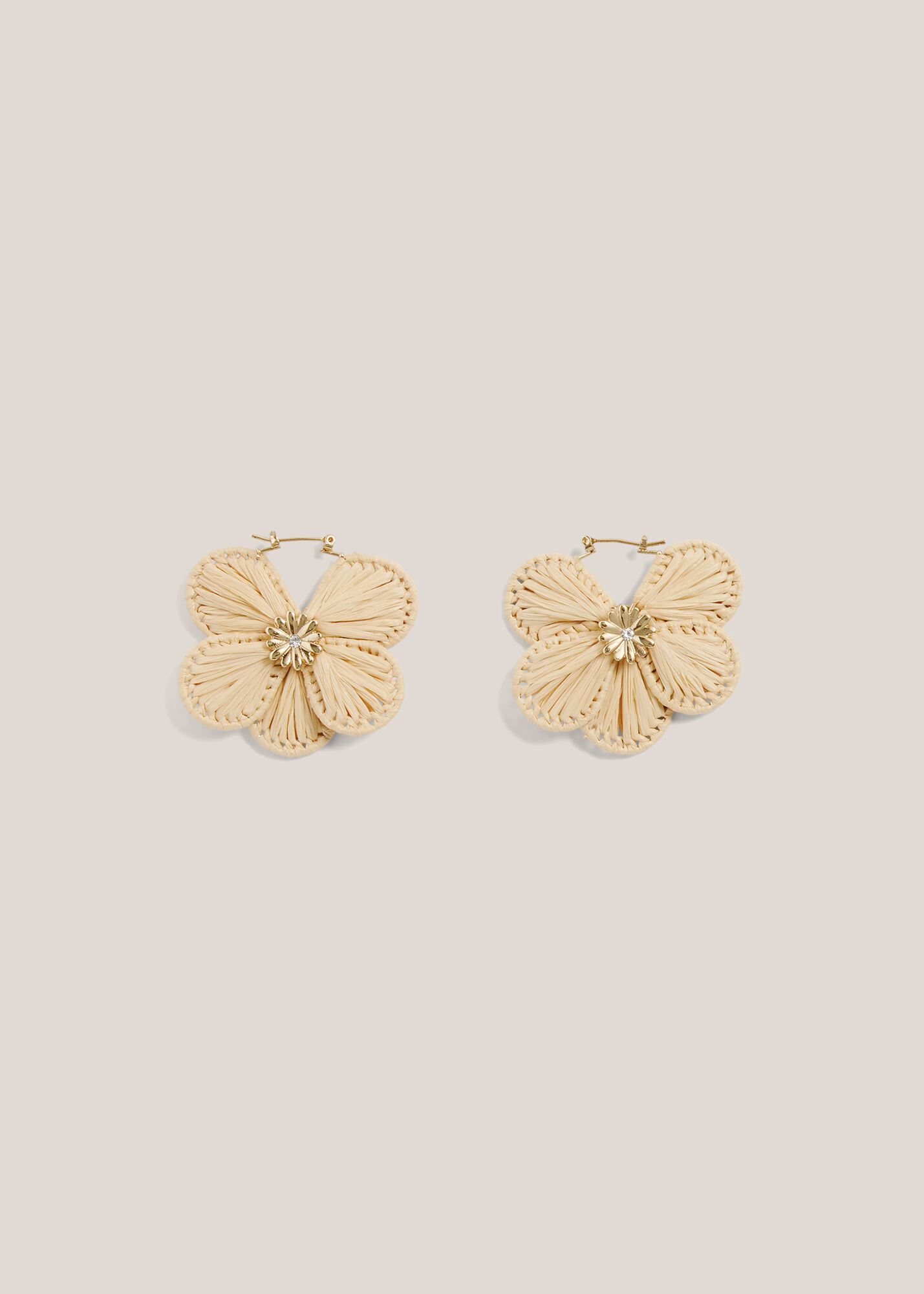 【新品未使用品】Floral Motif Short Earring Allie Raffia Flower Earrings | Hobbs US |