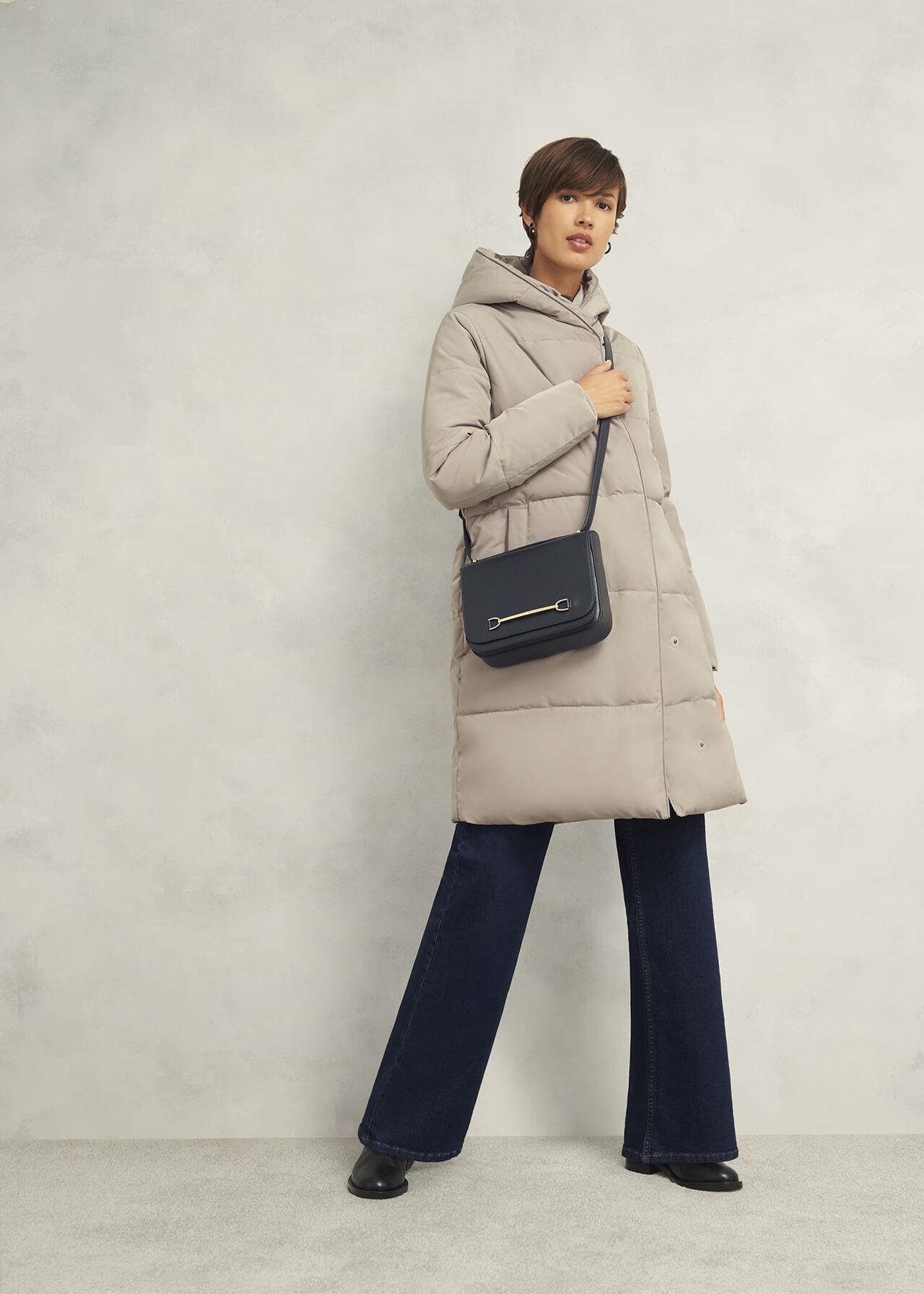 Darla Puffer, Buff Grey, hi-res