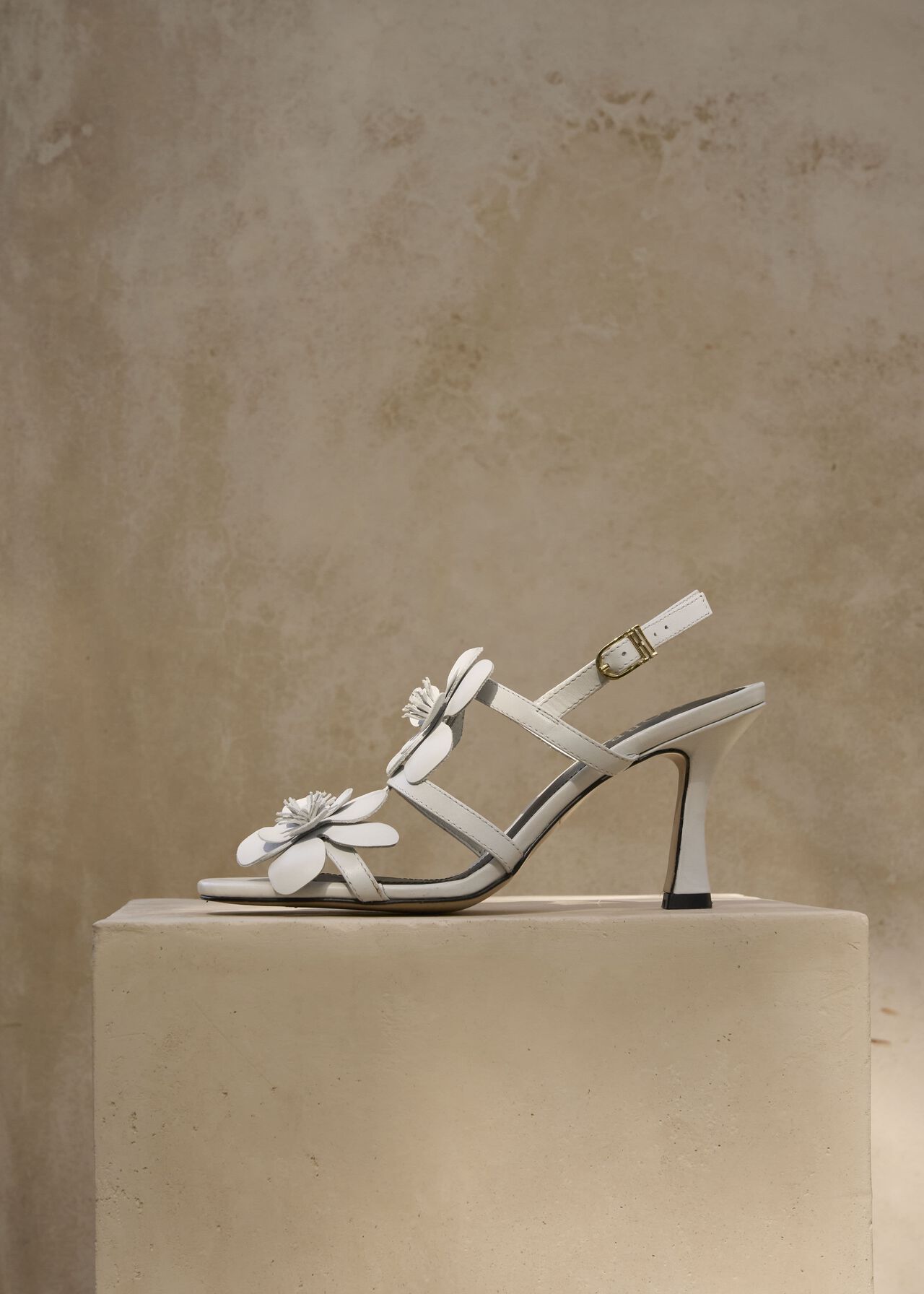 Farmoor Sandals, Ivory, hi-res