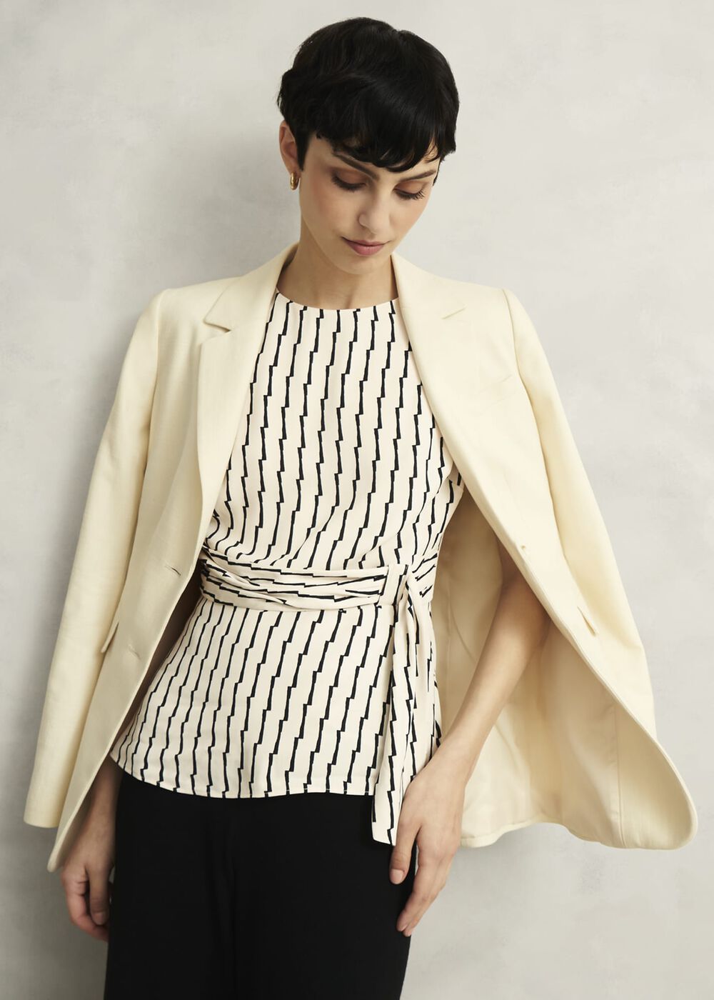 Levens Top, Cream Black, hi-res