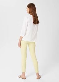 Gia Sculpting 7/8 Jeans, Light Yellow, hi-res