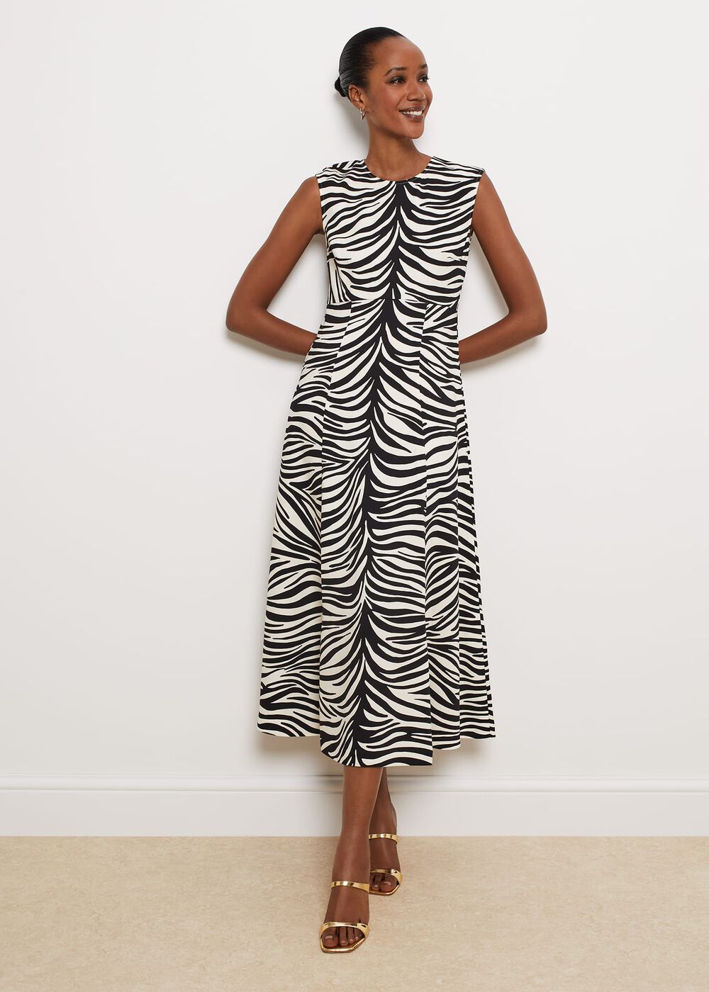 Gatcombe Fit And Flare Dress, Black Cream, hi-res