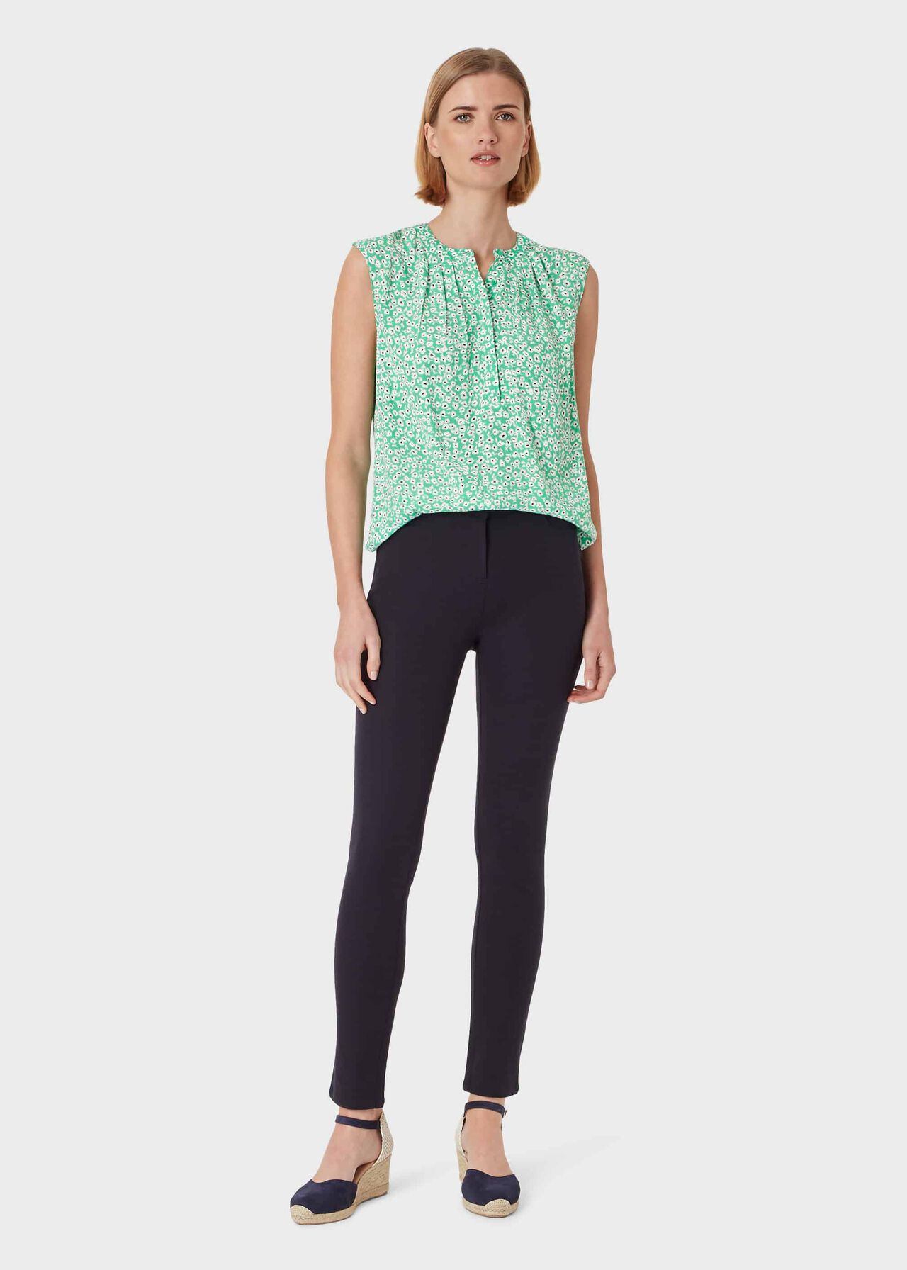 Lea Sculpting Jeans With Stretch, Navy, hi-res