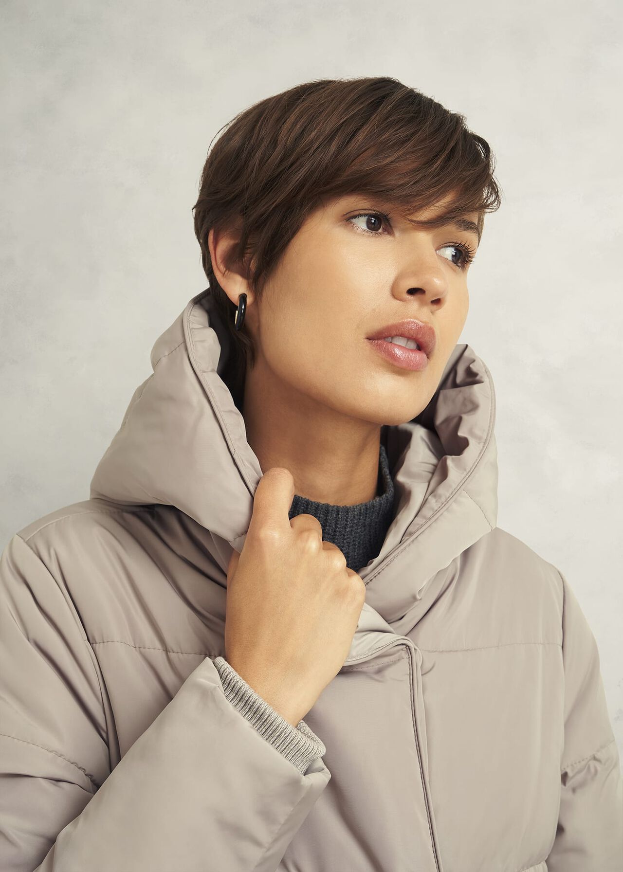 Darla Puffer, Buff Grey, hi-res