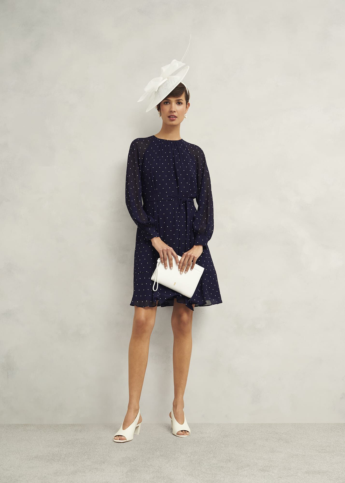 ★Hobbs London★ キャサリン リストレット Catherine Wristlet HOBBS Catherine Leather Wristlet Bag in Lapis Blue | endource
